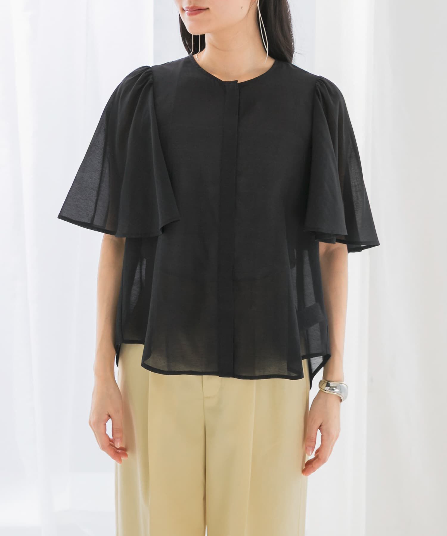 URBAN RESEARCH ROSSO「ウォッシャブルギャザースリーブブラウス」|シャツ・ブラウス|