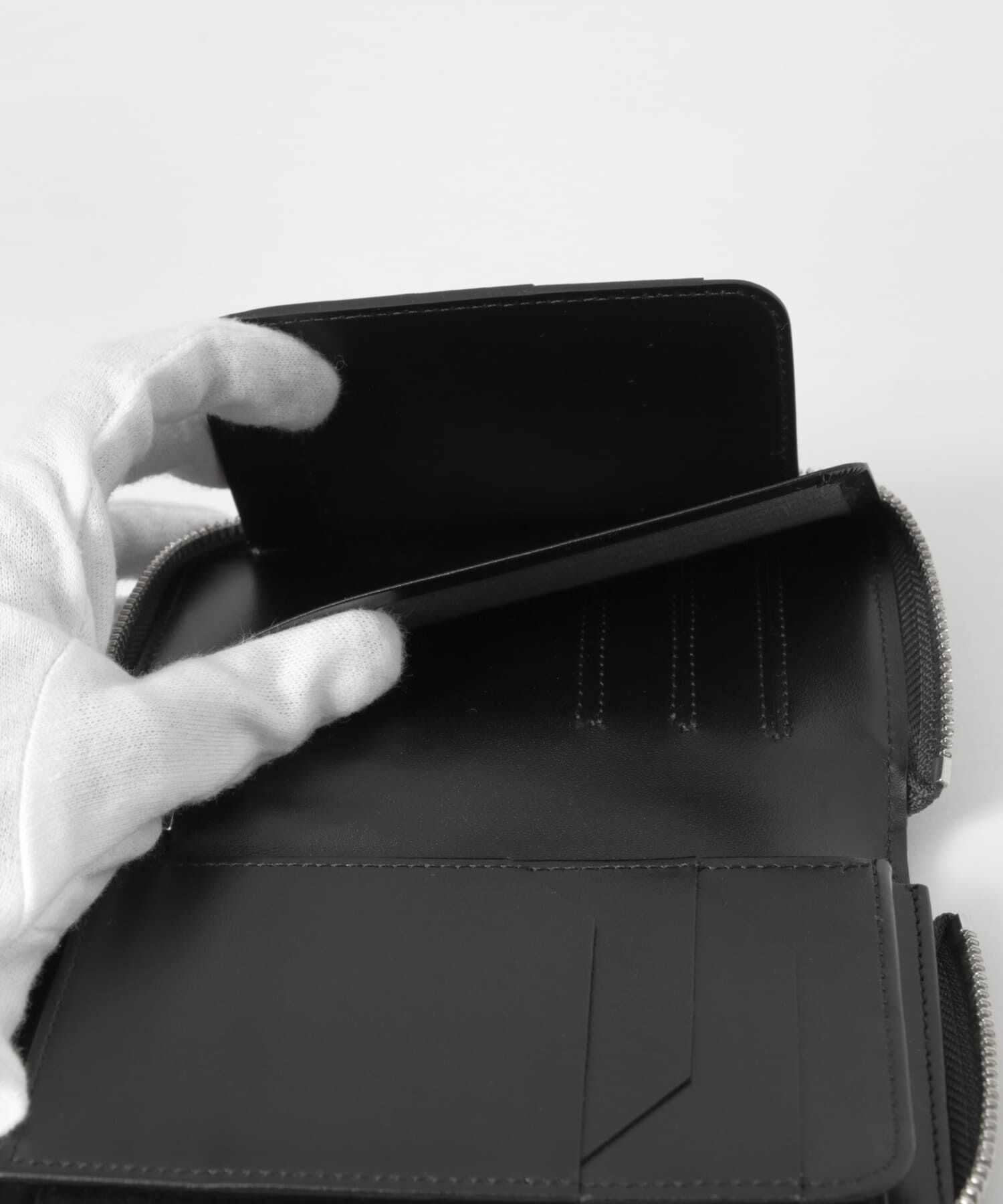 URBAN RESEARCH「ITTI　CRISTY SMART MID WLT.5」|財布|