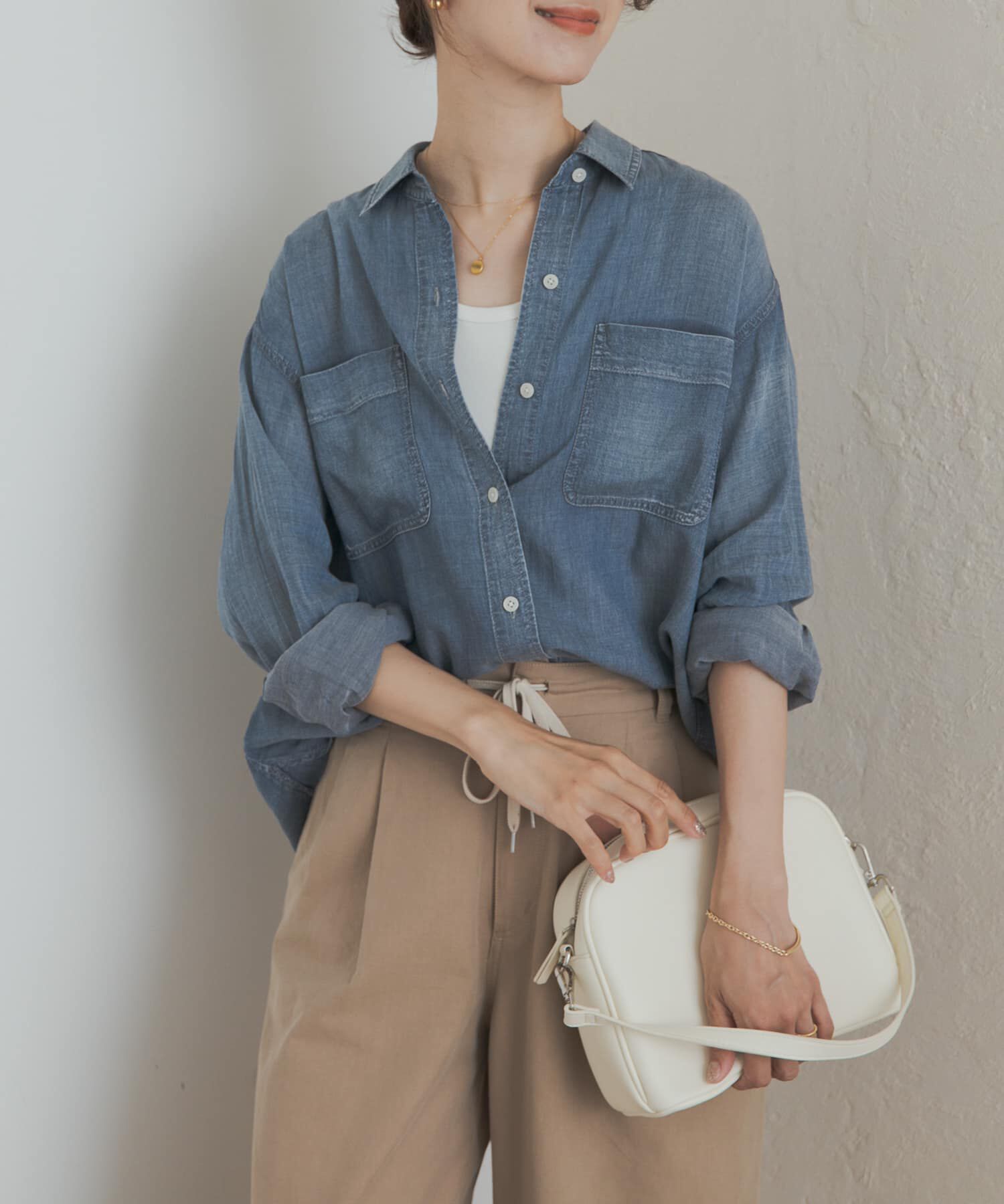 URBAN RESEARCH DOORS「シアーデニムシャツ」|シャツ・ブラウス|インディゴブルー