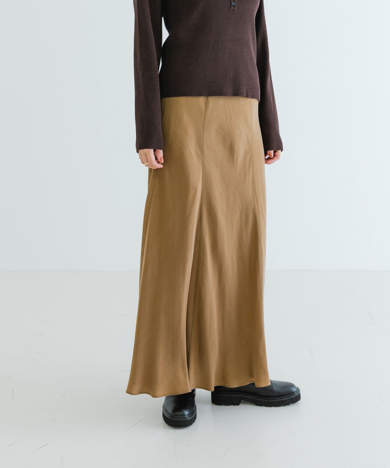 URBAN RESEARCH「『MADE IN JAPAN』キュプラフィブリルロングスカート」|スカート|