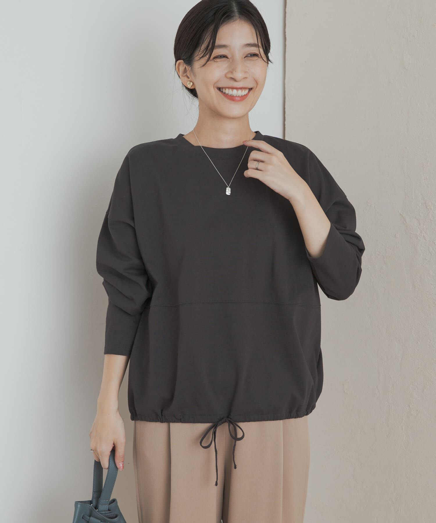 URBAN RESEARCH DOORS「ヘムドロストロングスリーブプルオーバー」|Tシャツ・カットソー|