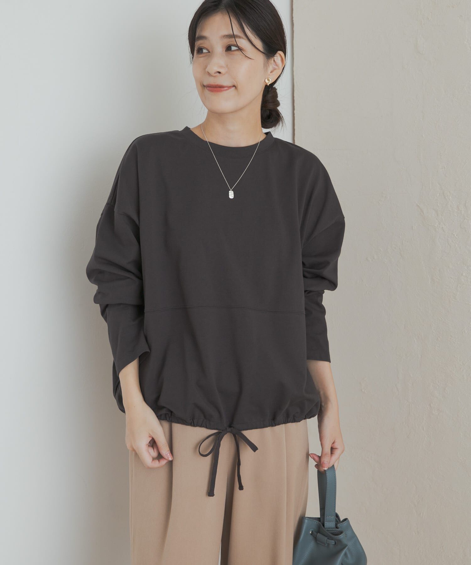 URBAN RESEARCH DOORS「ヘムドロストロングスリーブプルオーバー」|Tシャツ・カットソー|