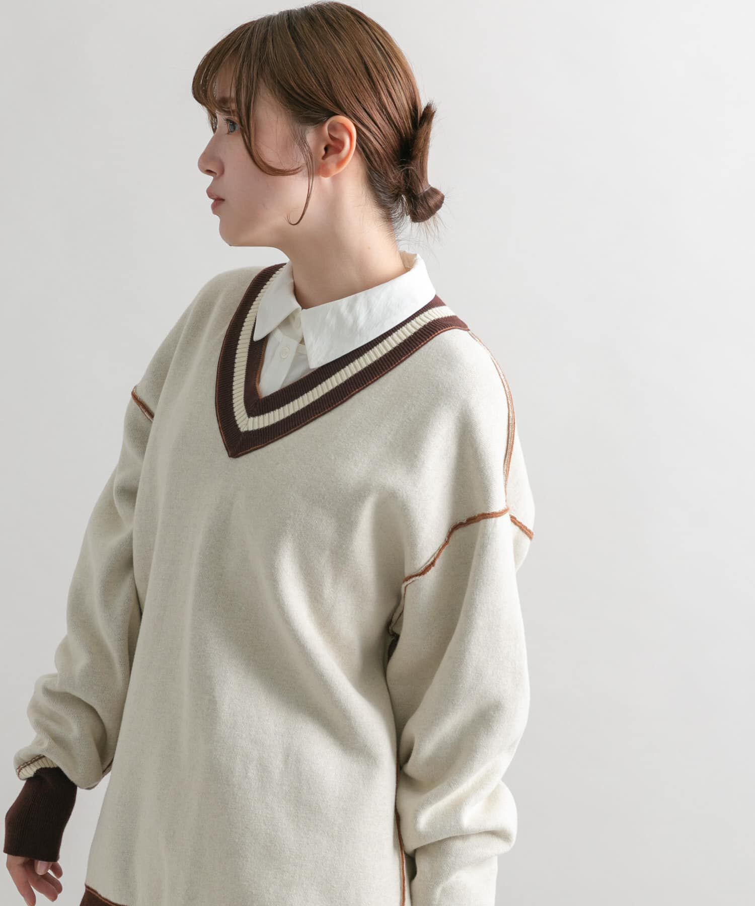  「『2サイズ展開』リバーシブルVネックニット」|ニット・セーター|