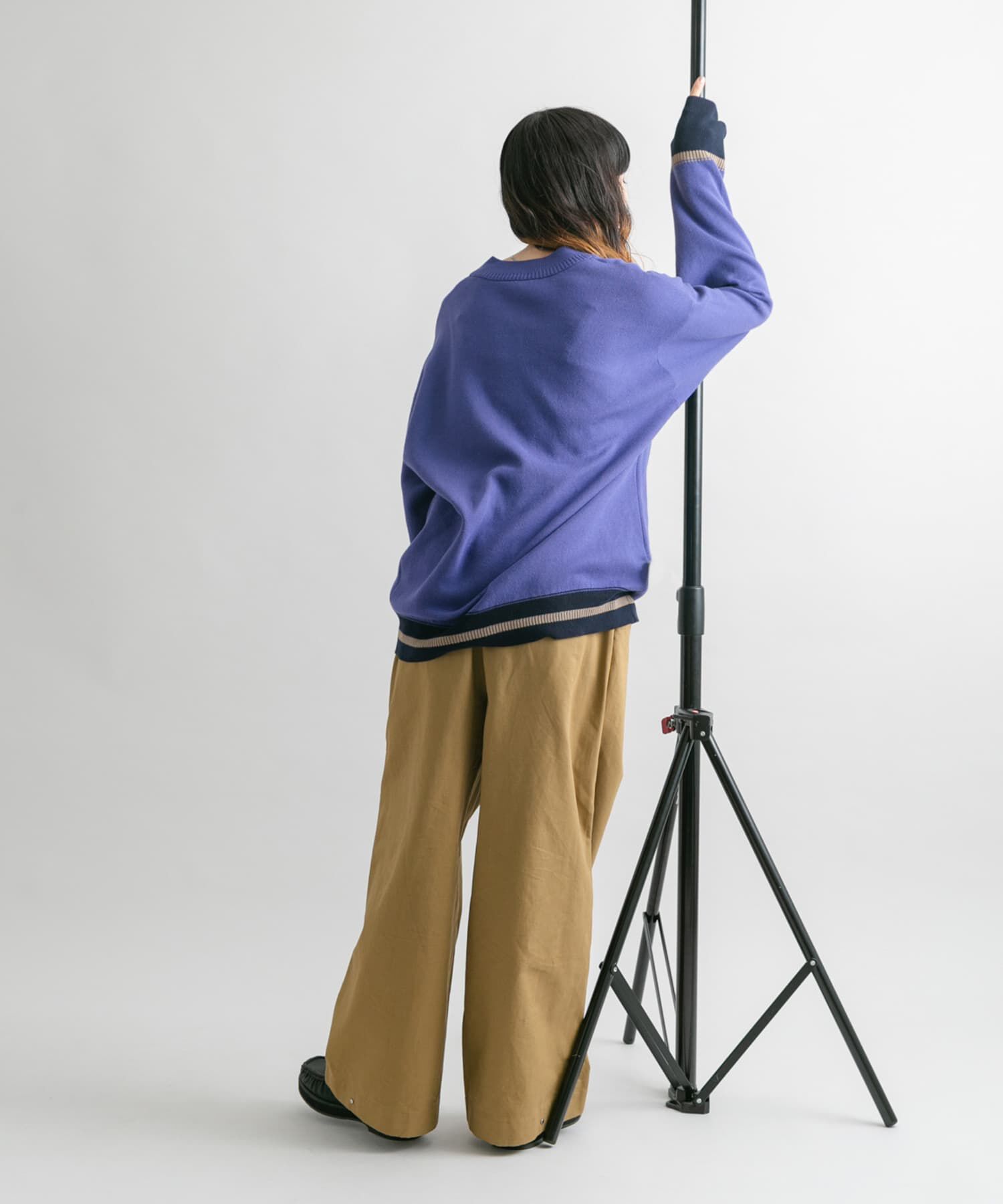  「『2サイズ展開』リバーシブルVネックニット」|ニット・セーター|