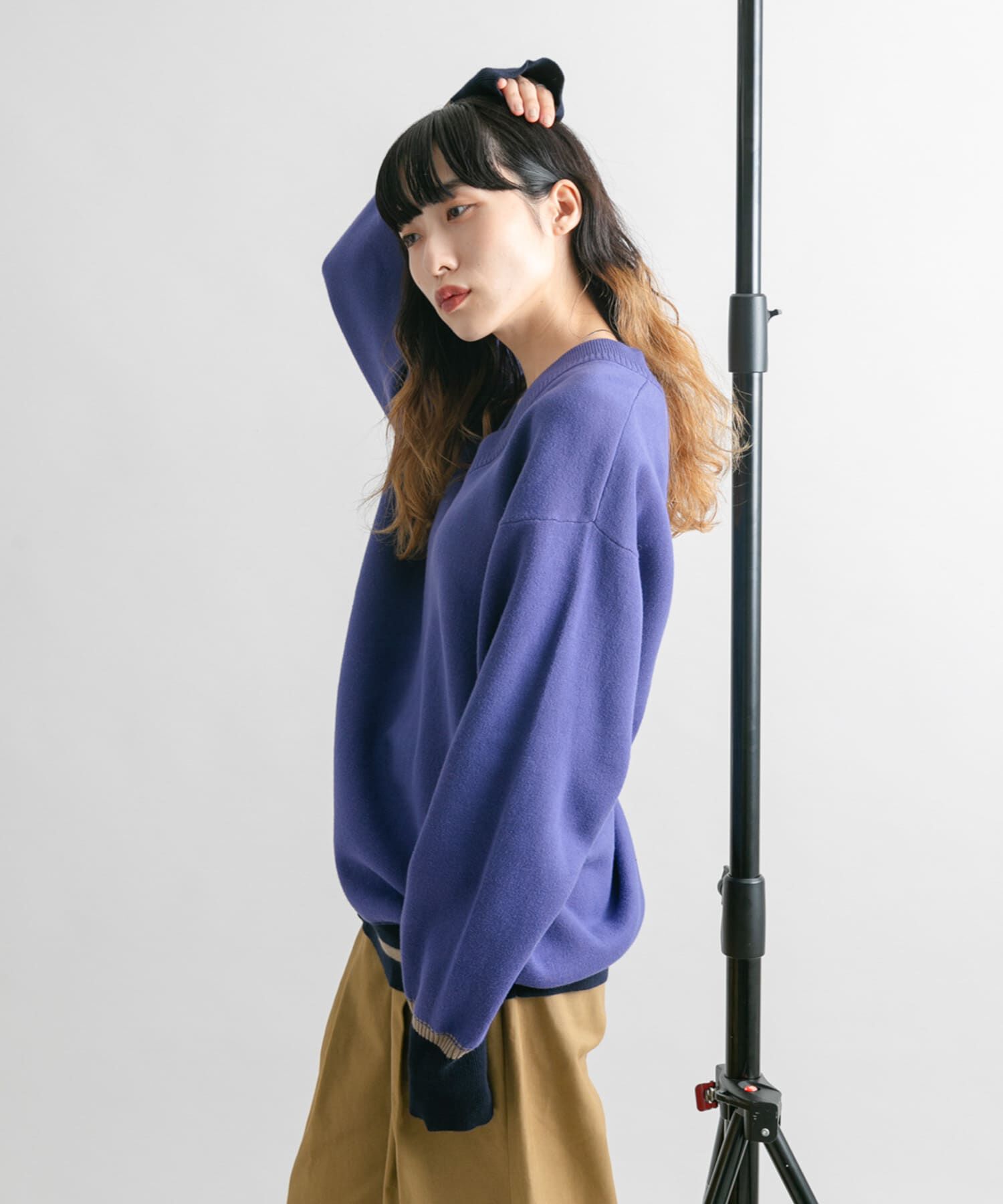  「『2サイズ展開』リバーシブルVネックニット」|ニット・セーター|