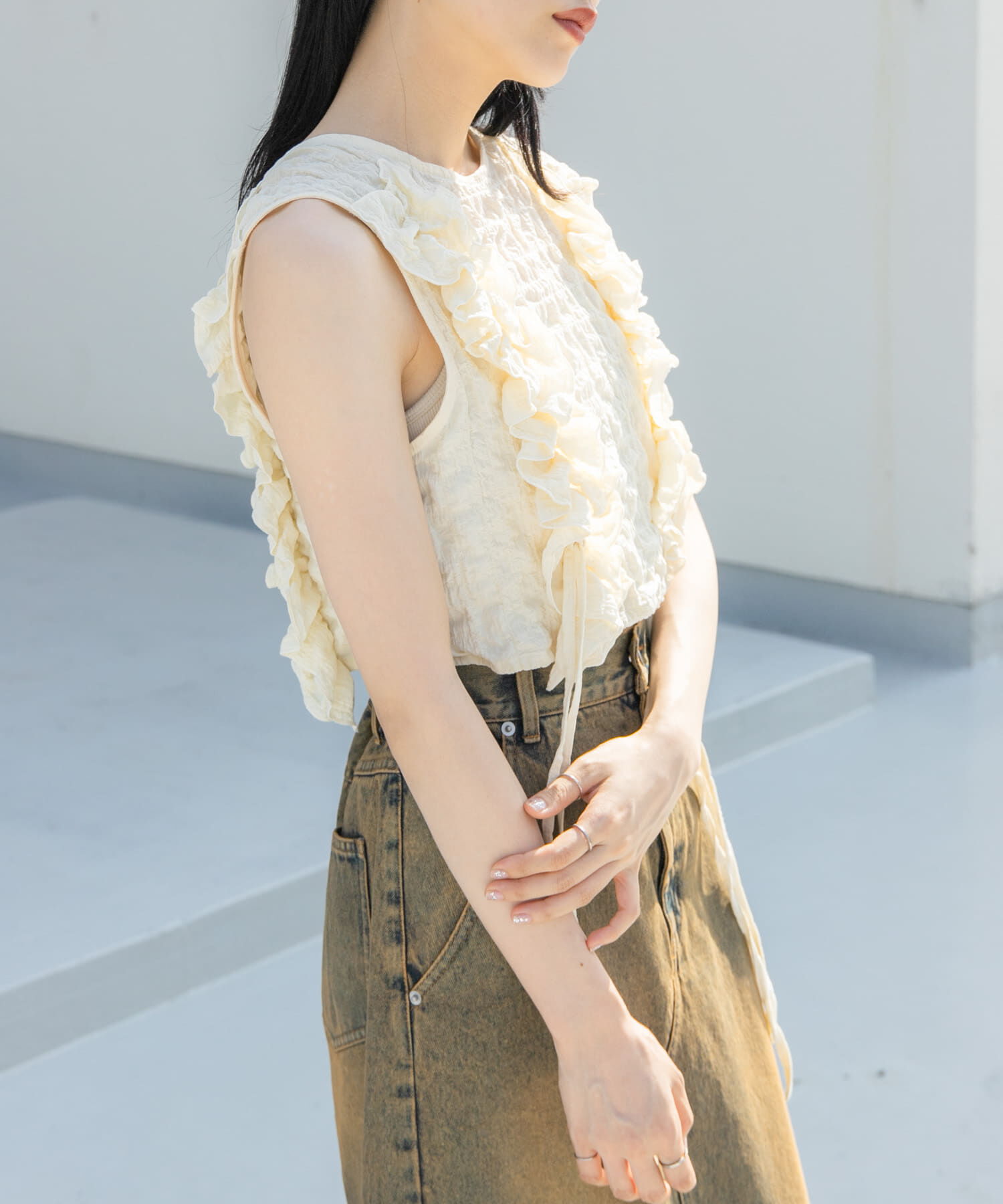  「2WAYフリルノースリーブトップス」|ベスト・ジレ|