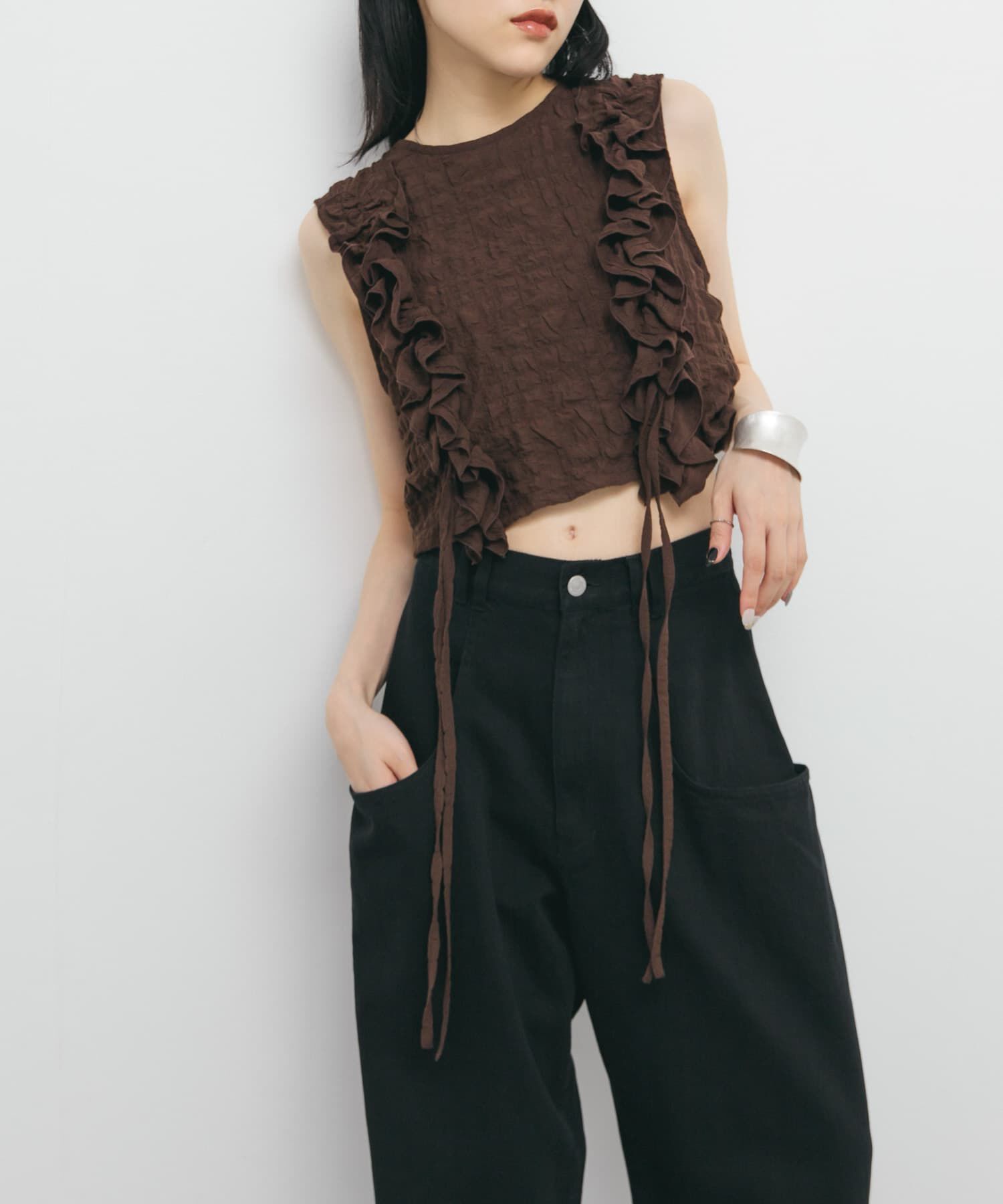  「2WAYフリルノースリーブトップス」|ベスト・ジレ|ブラウン