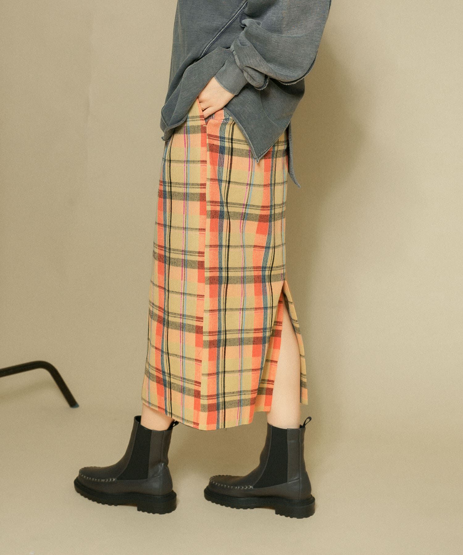  「チェックIラインミディスカート」|スカート|