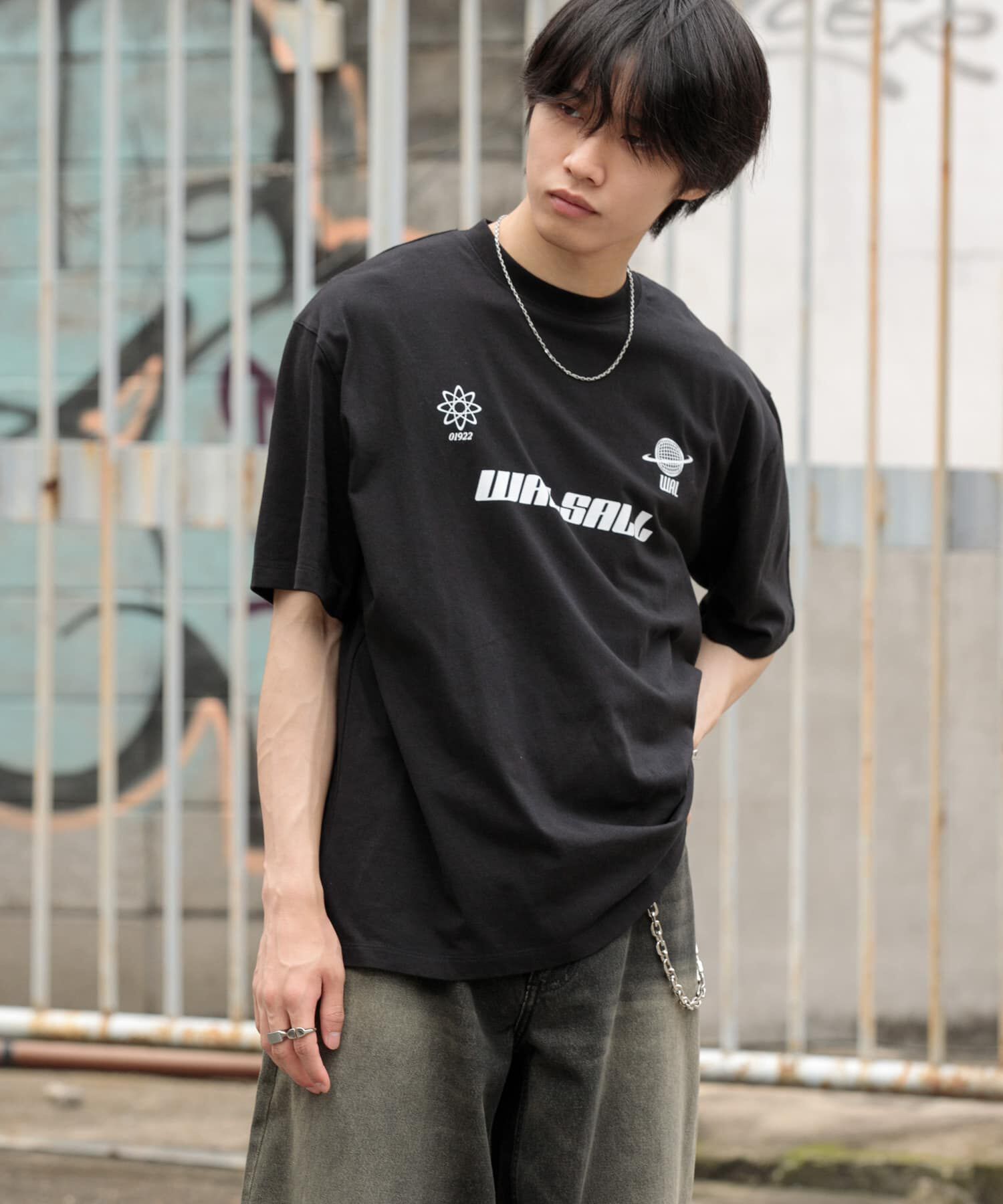 SENSE OF PLACE by URBAN RESEARCH「サッカーゲームグラフィックTシャツ(5分袖)」|Tシャツ・カットソー|