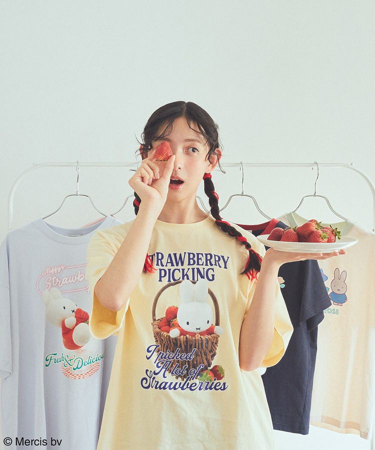 earth music&ecology「miffy/earth strawberry Tee」|Tシャツ・カットソー|
