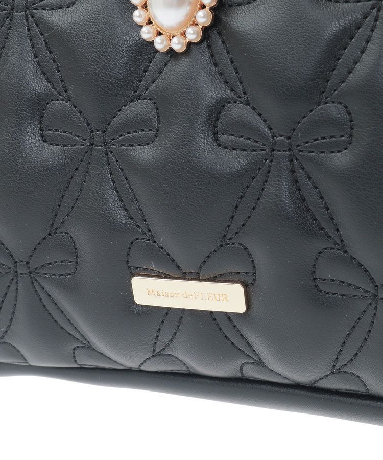 Maison de FLEUR「チャーム付きリボンキルティング2Wayトート」|トートバッグ|