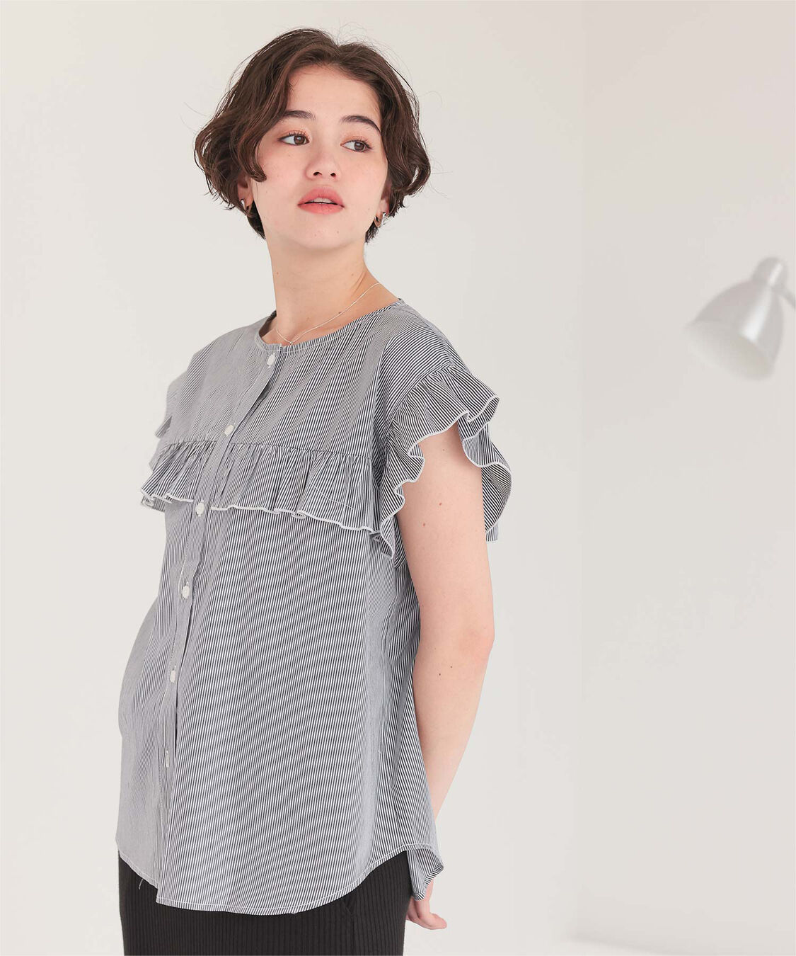 titivate「フレンチスリーブフリルブラウス」|シャツ・ブラウス|ストライプ/ブラック