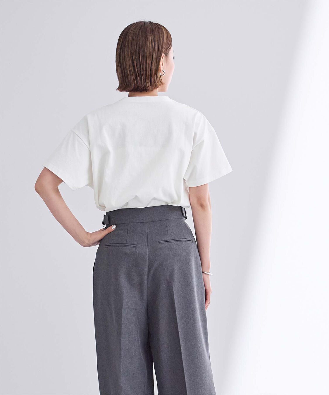 ur's「箔プリントTシャツ」|Tシャツ・カットソー|