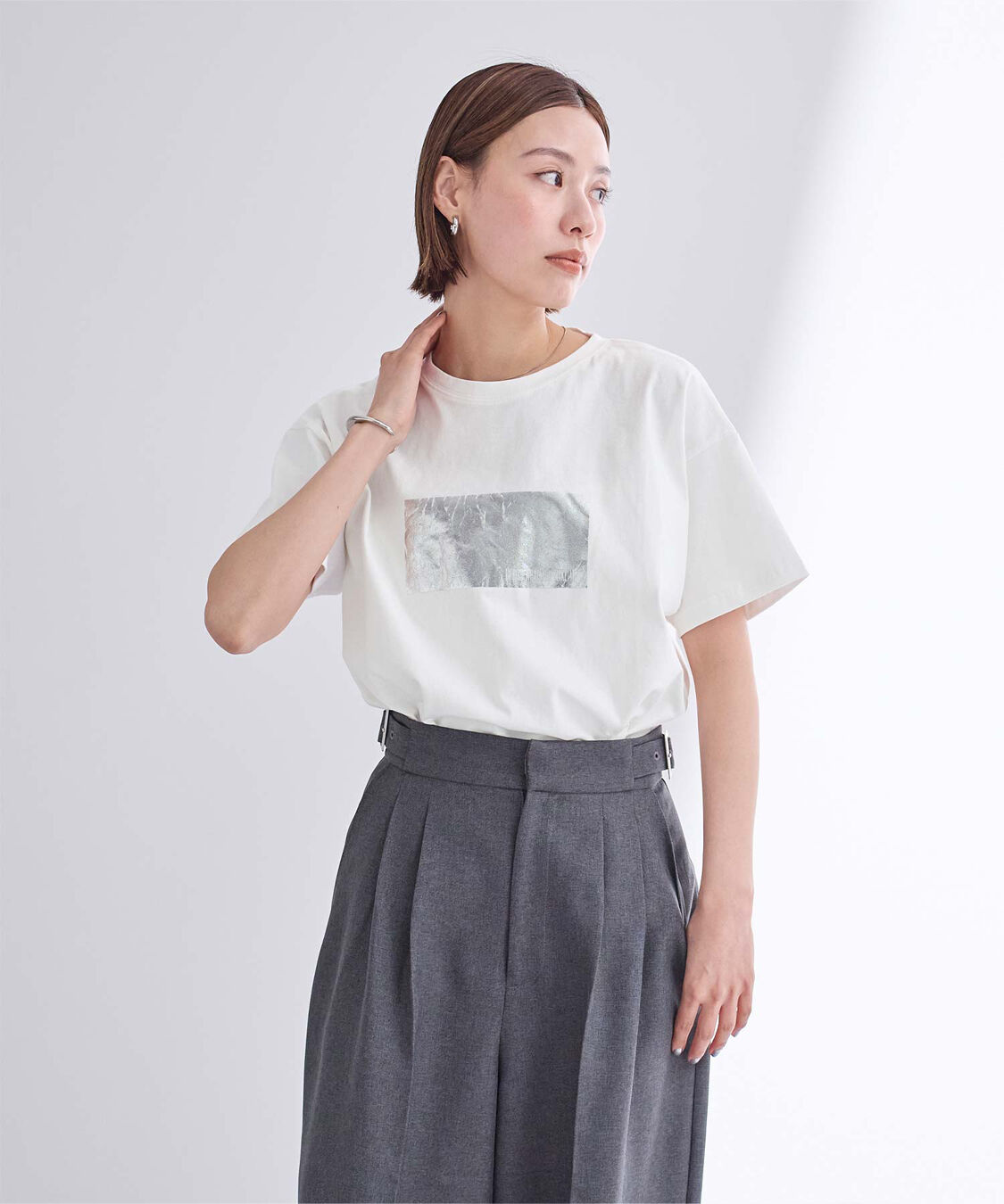 ur's「箔プリントTシャツ」|Tシャツ・カットソー|