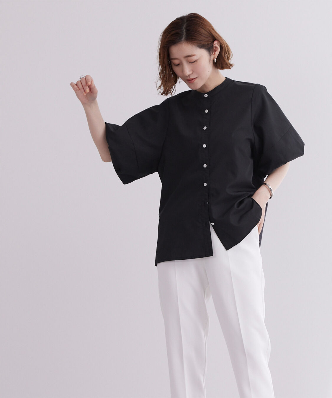 ur's「釦配色バルーンスリーブブラウス」|シャツ・ブラウス|