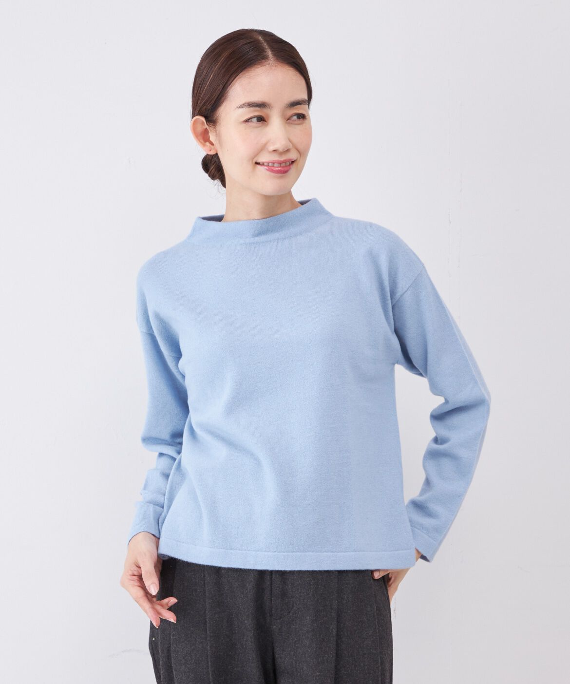 INED「モックネックプルオーバーニット」|ニット・セーター|サックス3