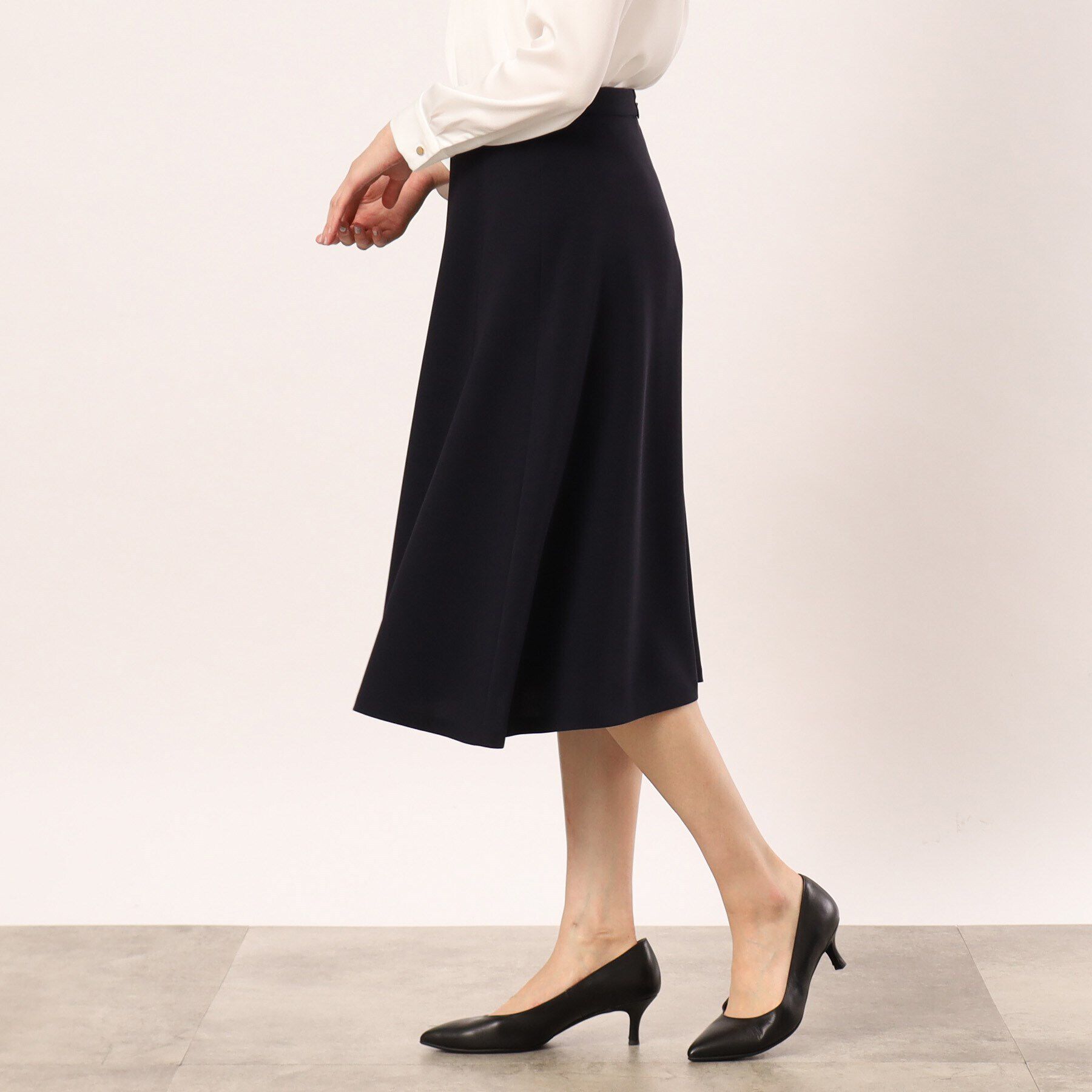 UNTITLED「トリアセエアクロススカート」|スカート|