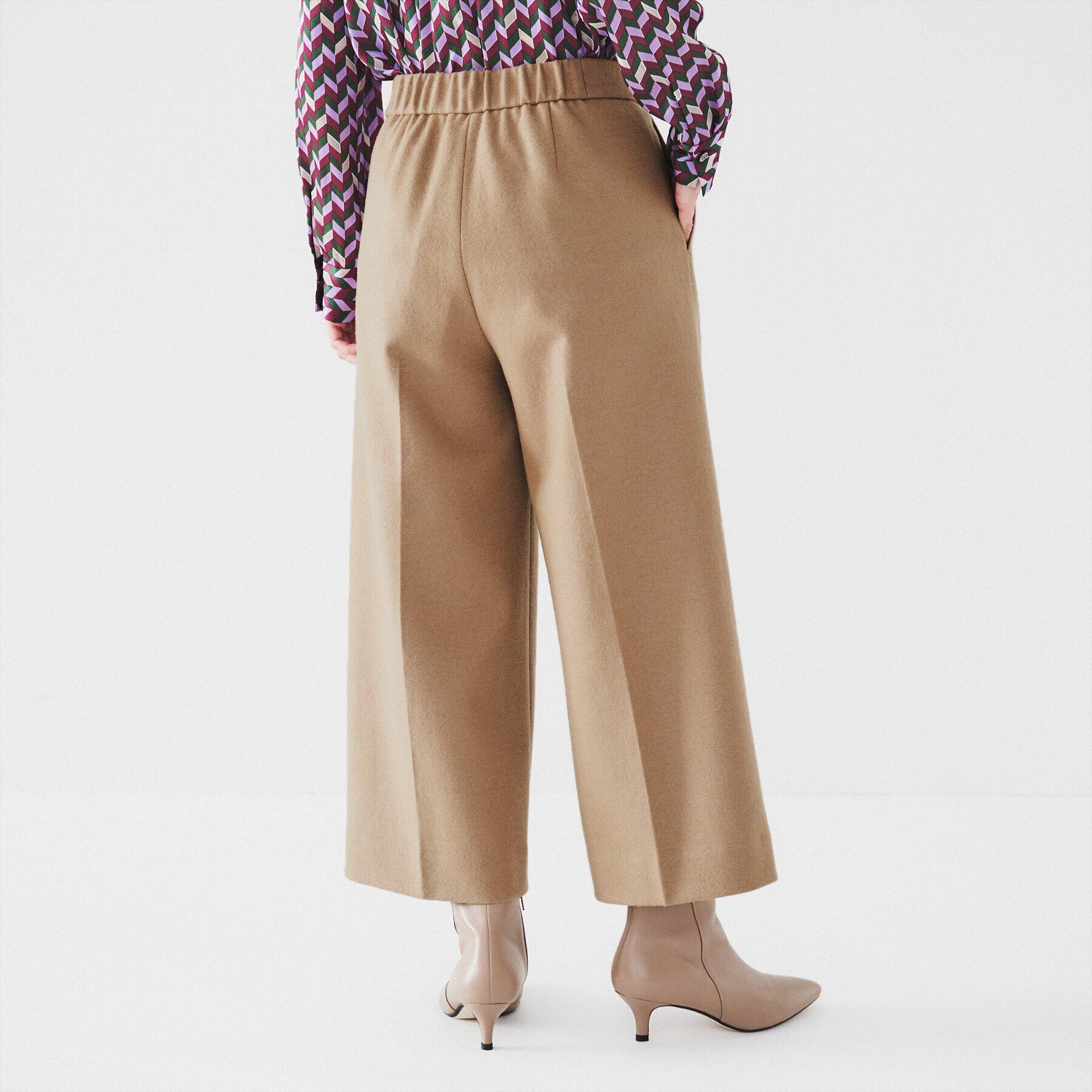 UNTITLED「【後ろウエストゴム/センタープレス】ウールミルドスムース ワイドパンツ」|その他|