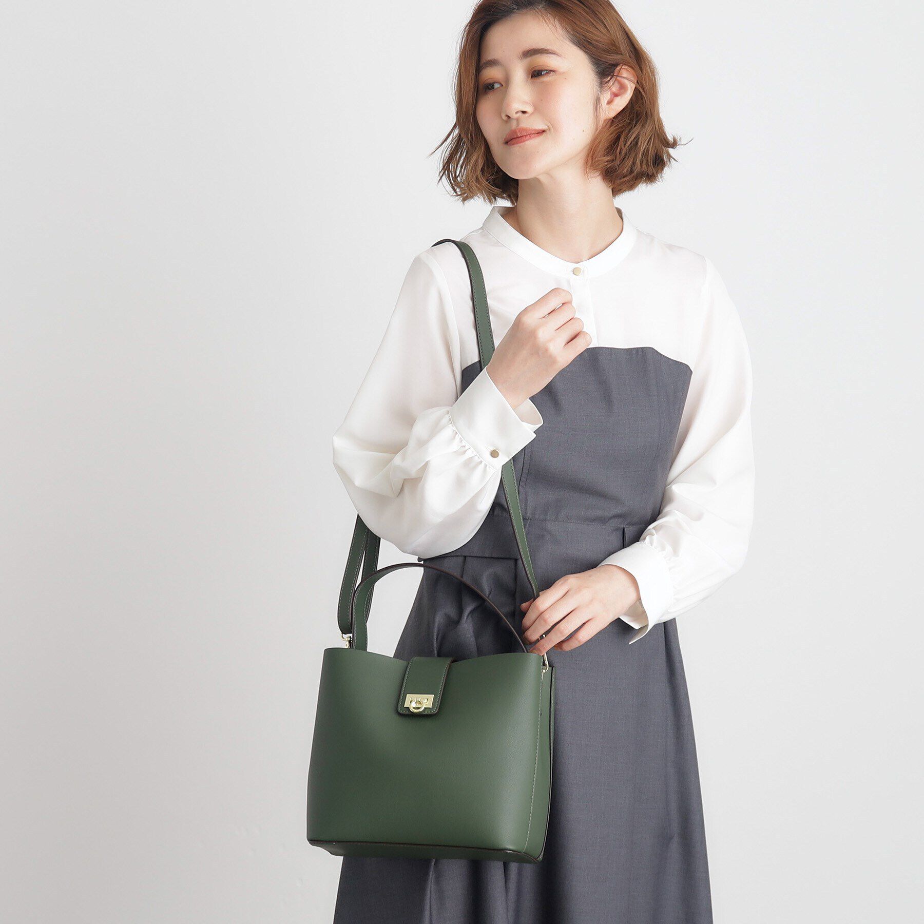 grove「雑誌掲載【人間工学】ベルトオコシダブルショルダー」|ショルダー・メッセンジャー|