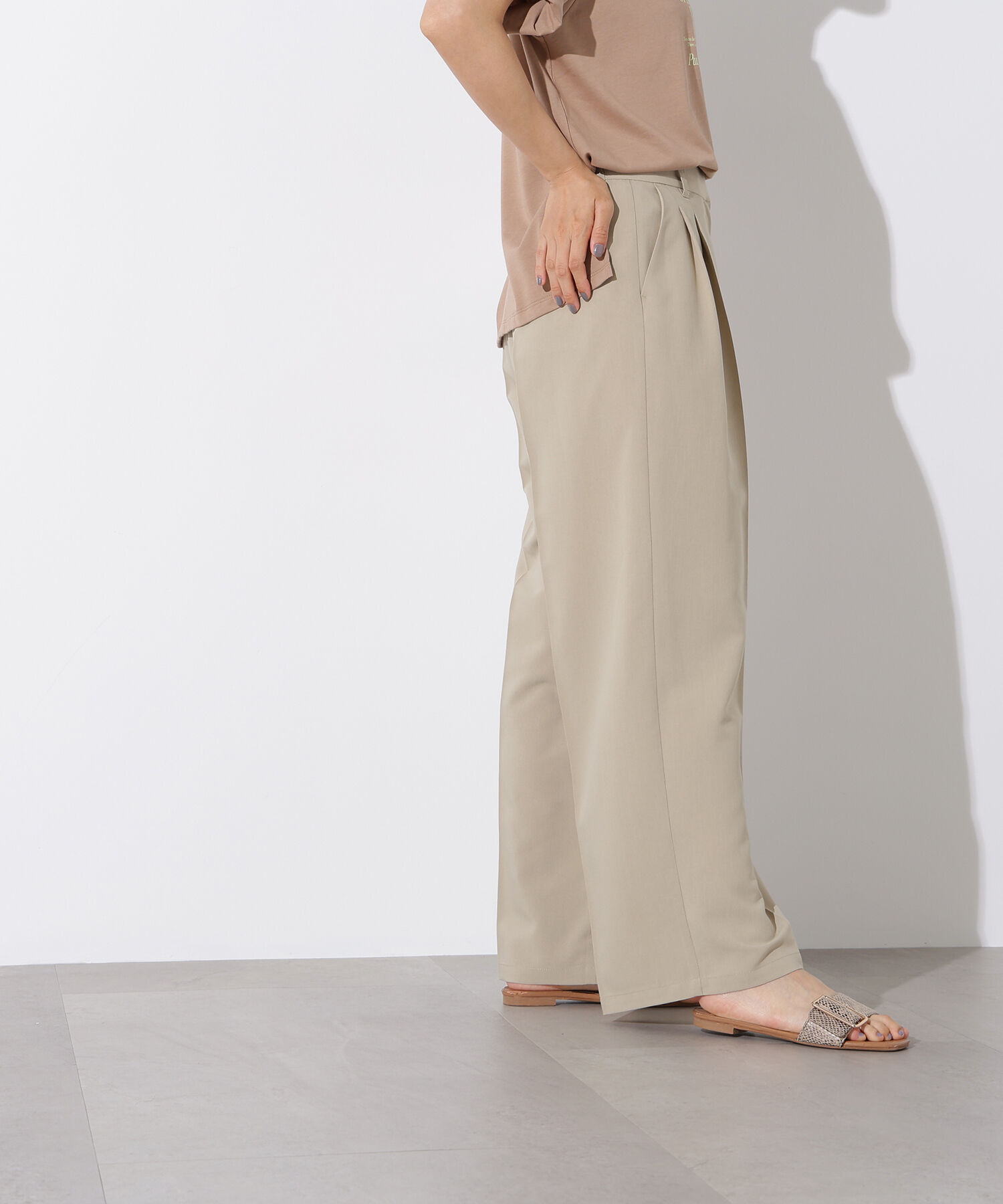  「ドライタッチツータックワイドパンツ」|その他|