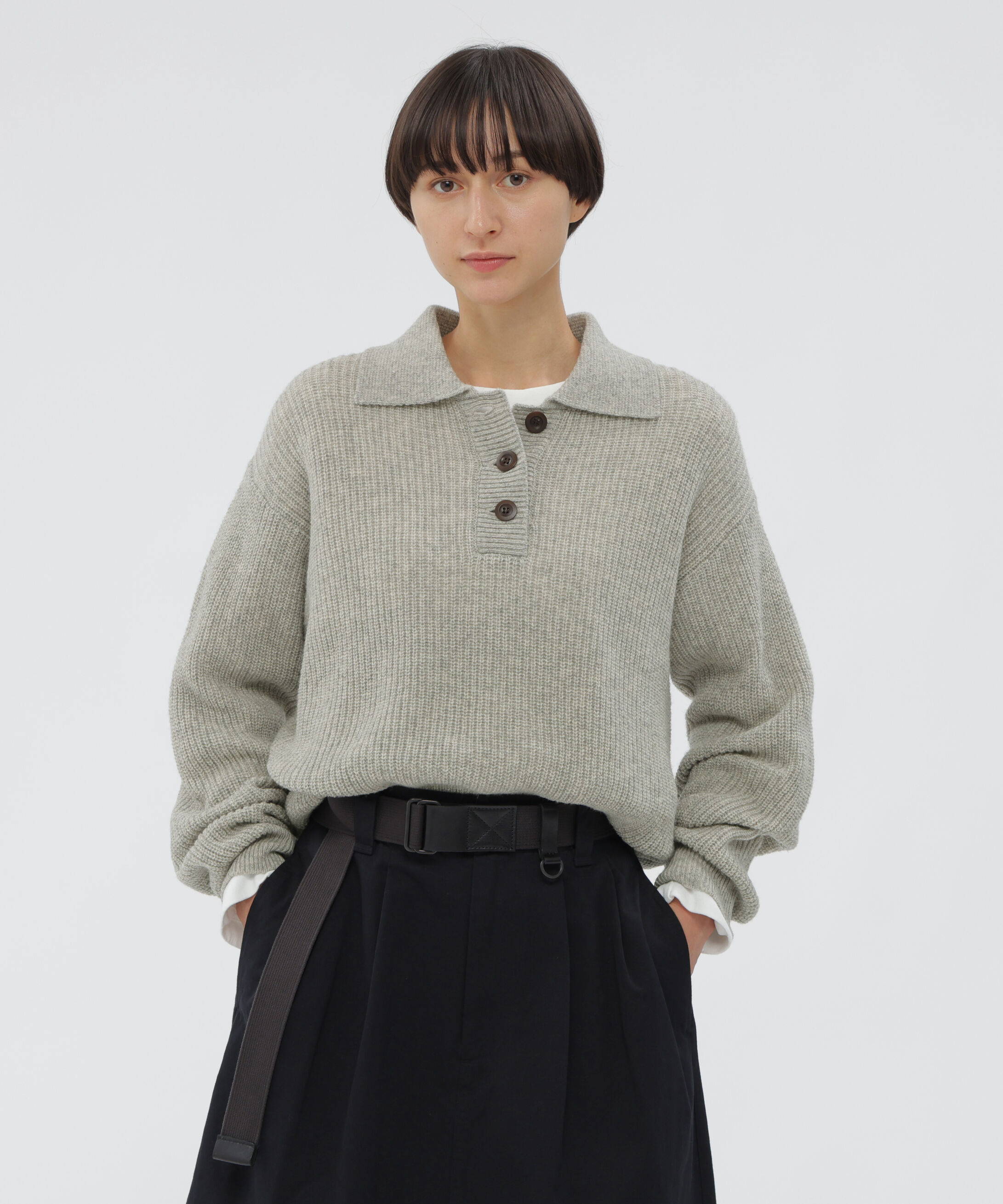 MHL.「WASHABLE DRY WOOL KNITWEAR」|ニット・セーター|LIGHT GREY1