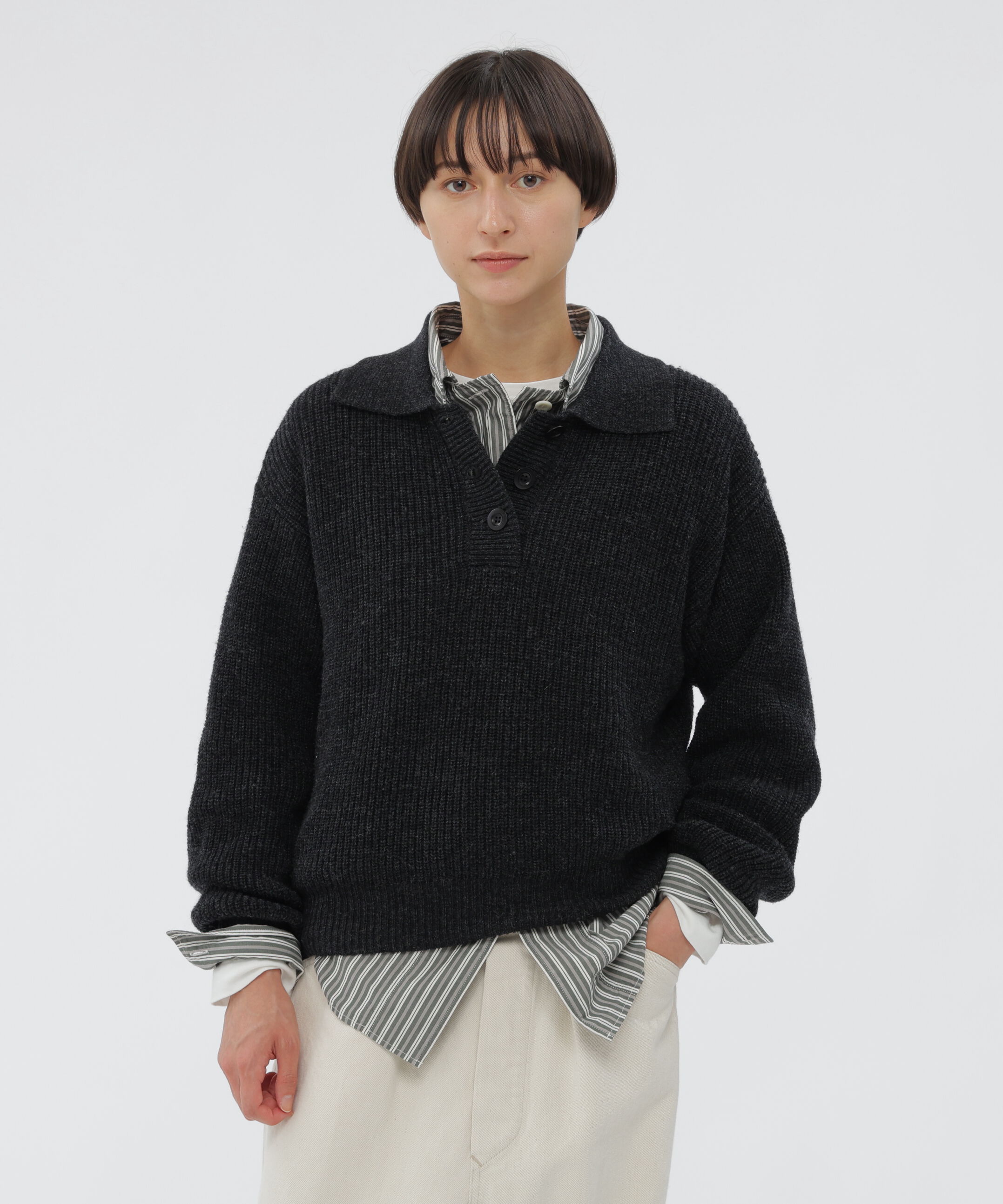 MHL.「WASHABLE DRY WOOL KNITWEAR」|ニット・セーター|DARK CHARCOAL4