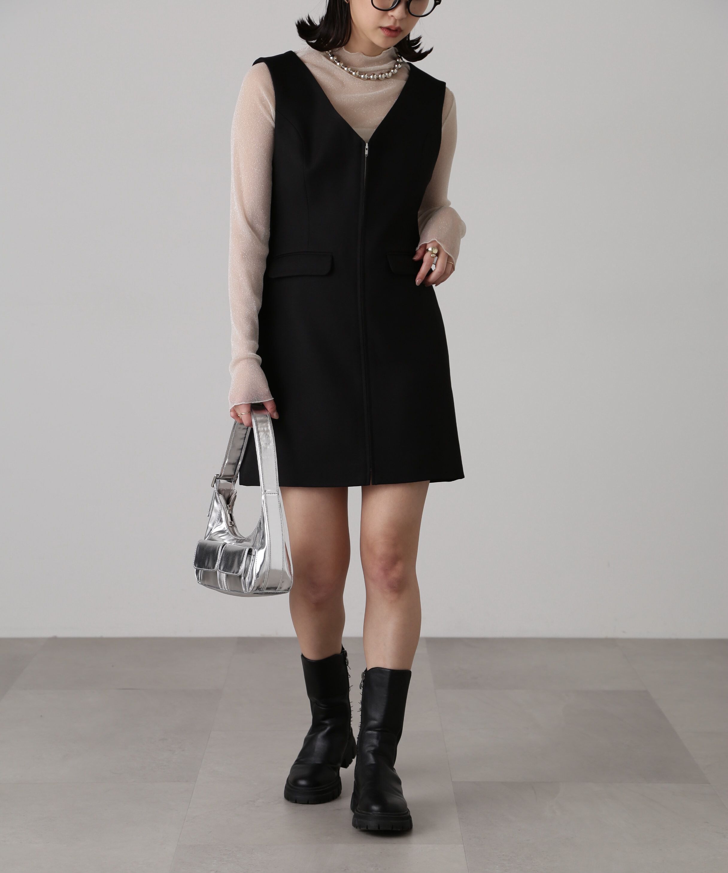  「ジップ使いミニジャンスカ」|ワンピース|