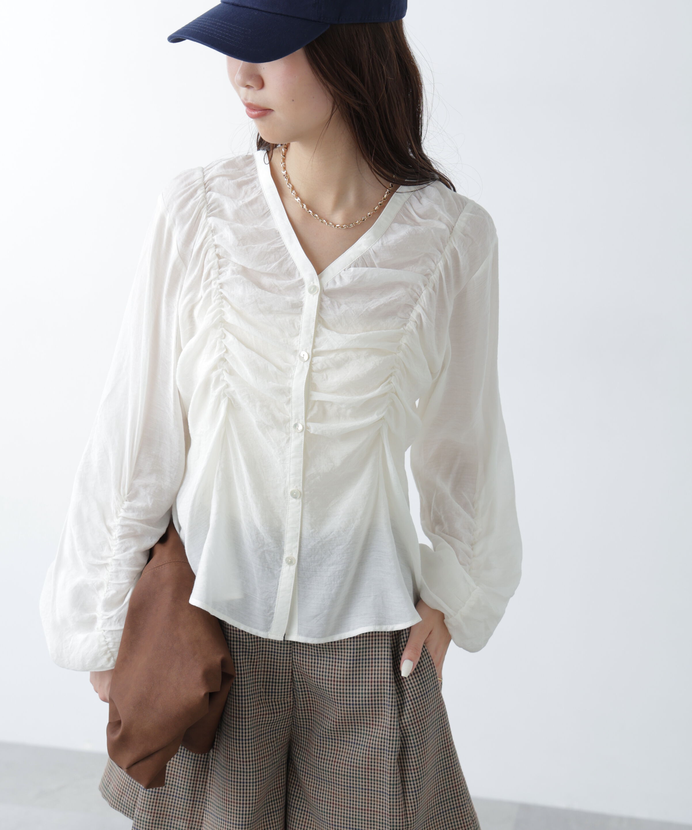  「Ｖネックシャーリングブラウス」|シャツ・ブラウス|