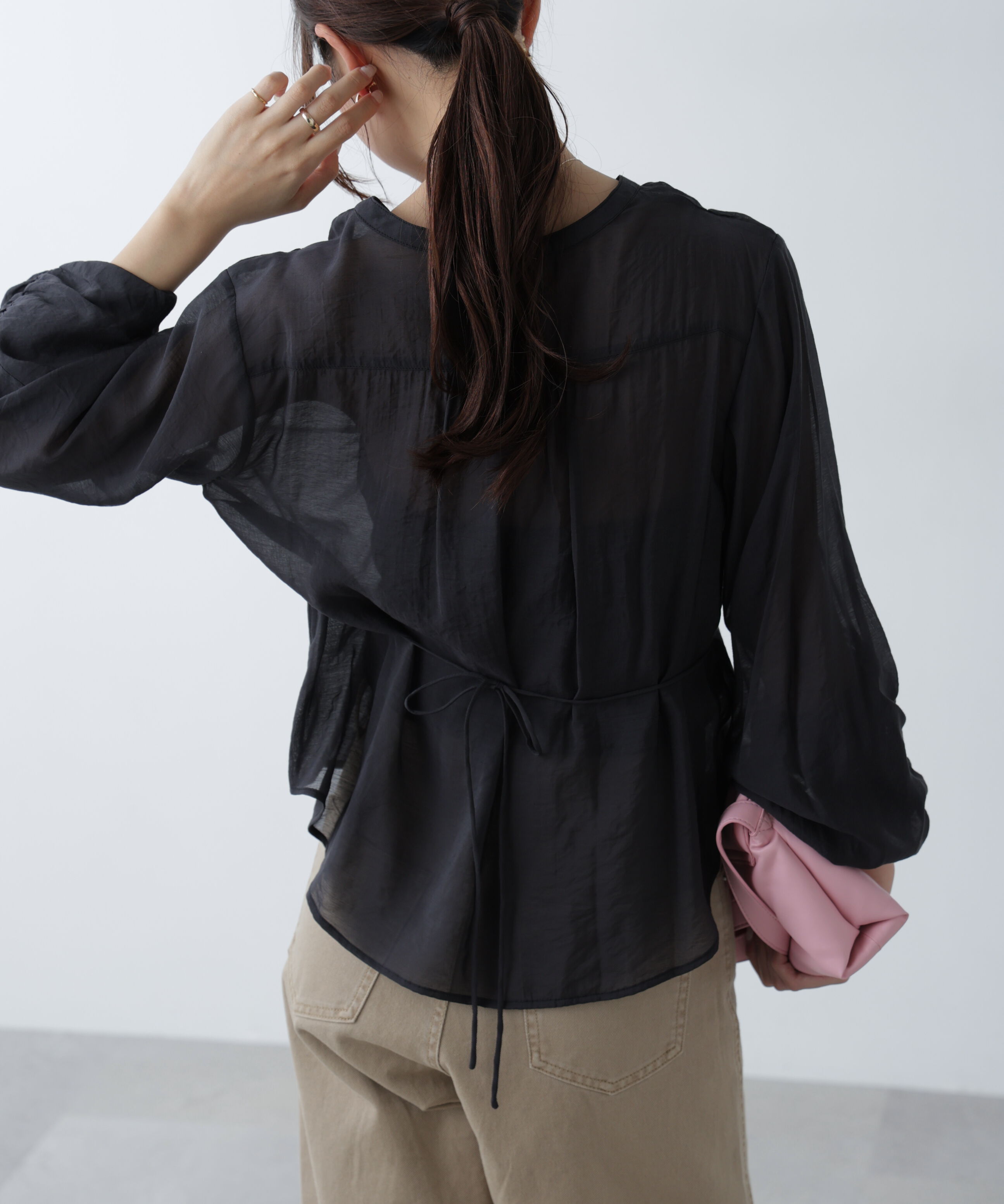  「Ｖネックシャーリングブラウス」|シャツ・ブラウス|