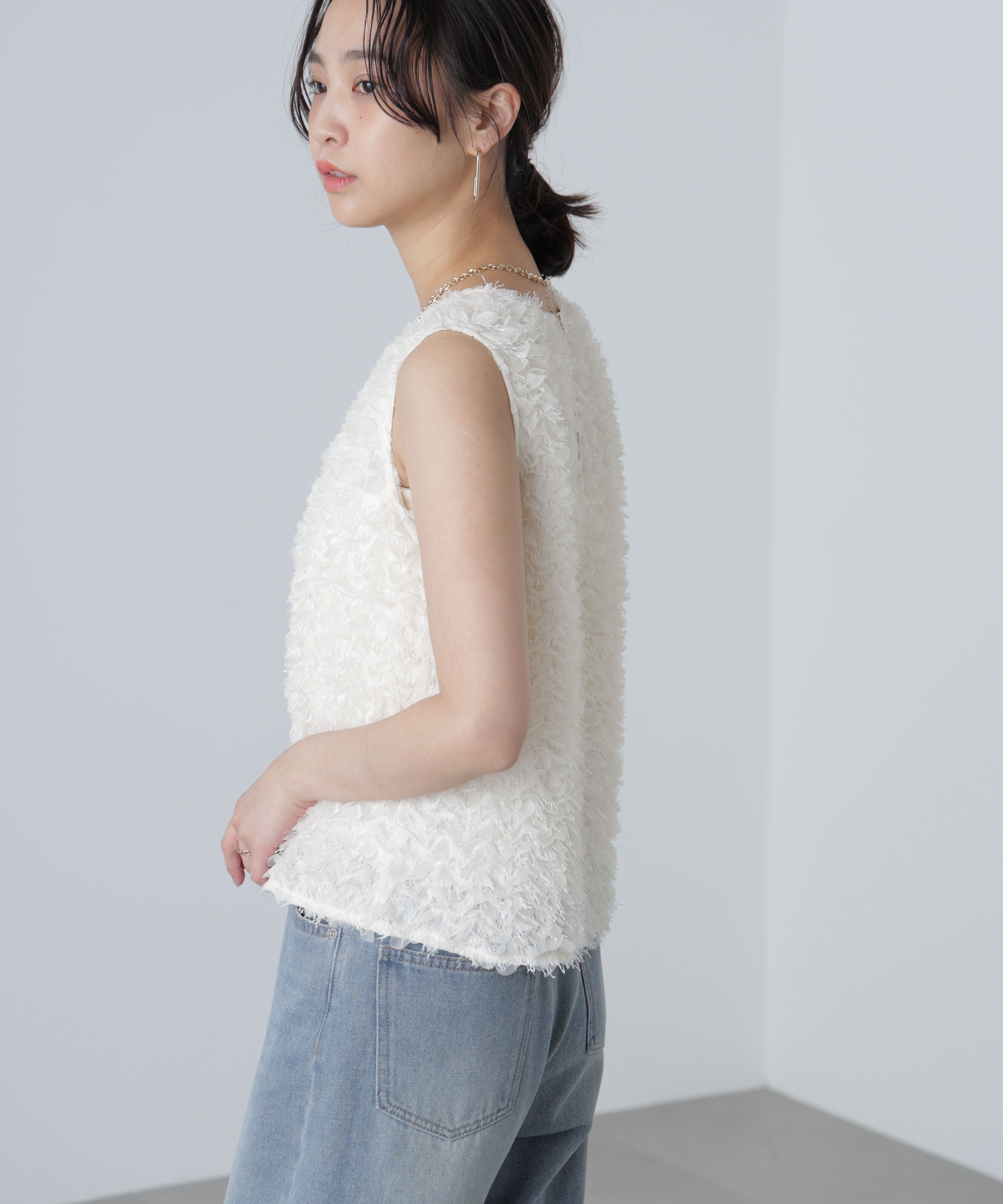  「シャギーフリルノースリーブブラウス」|シャツ・ブラウス|