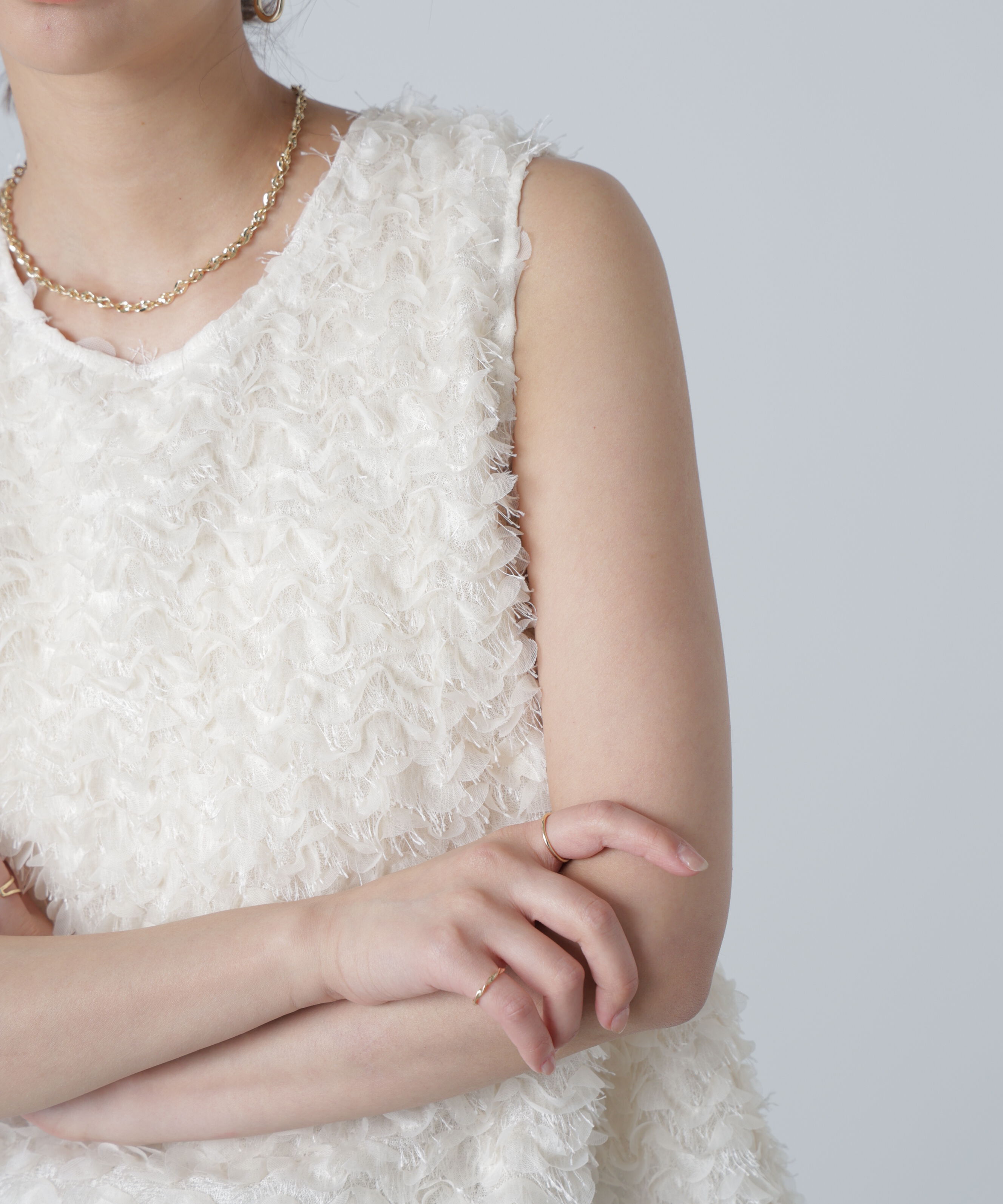  「シャギーフリルノースリーブブラウス」|シャツ・ブラウス|