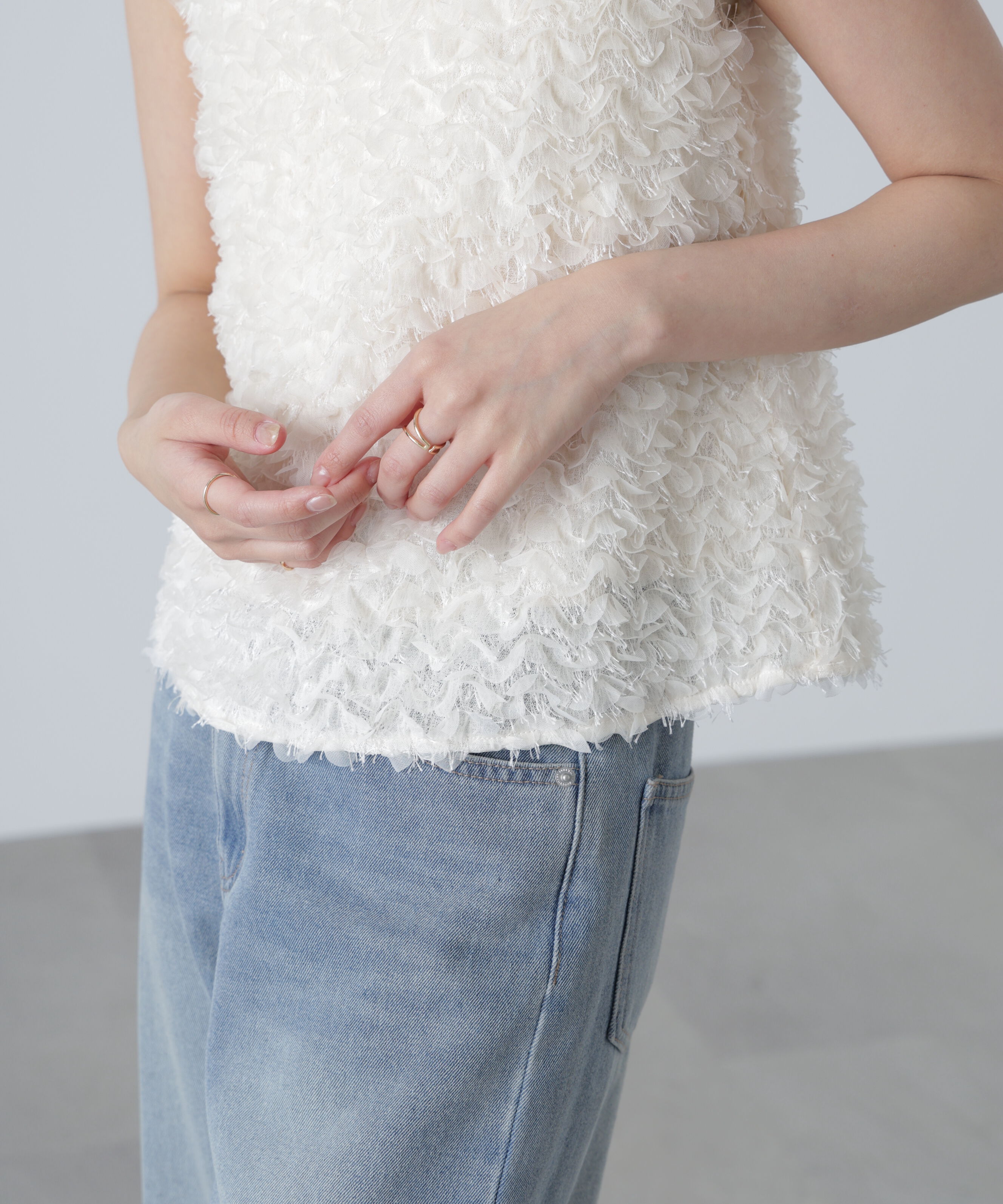  「シャギーフリルノースリーブブラウス」|シャツ・ブラウス|