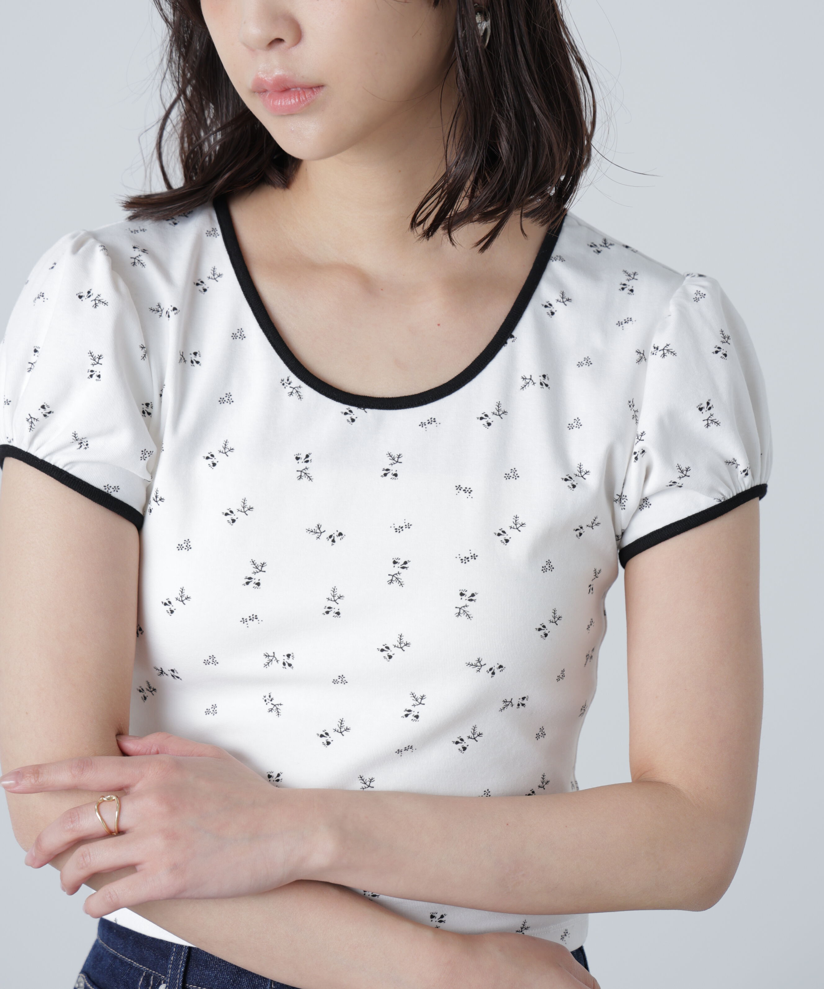  「フラワー柄コンパクトTシャツ」|Tシャツ・カットソー|