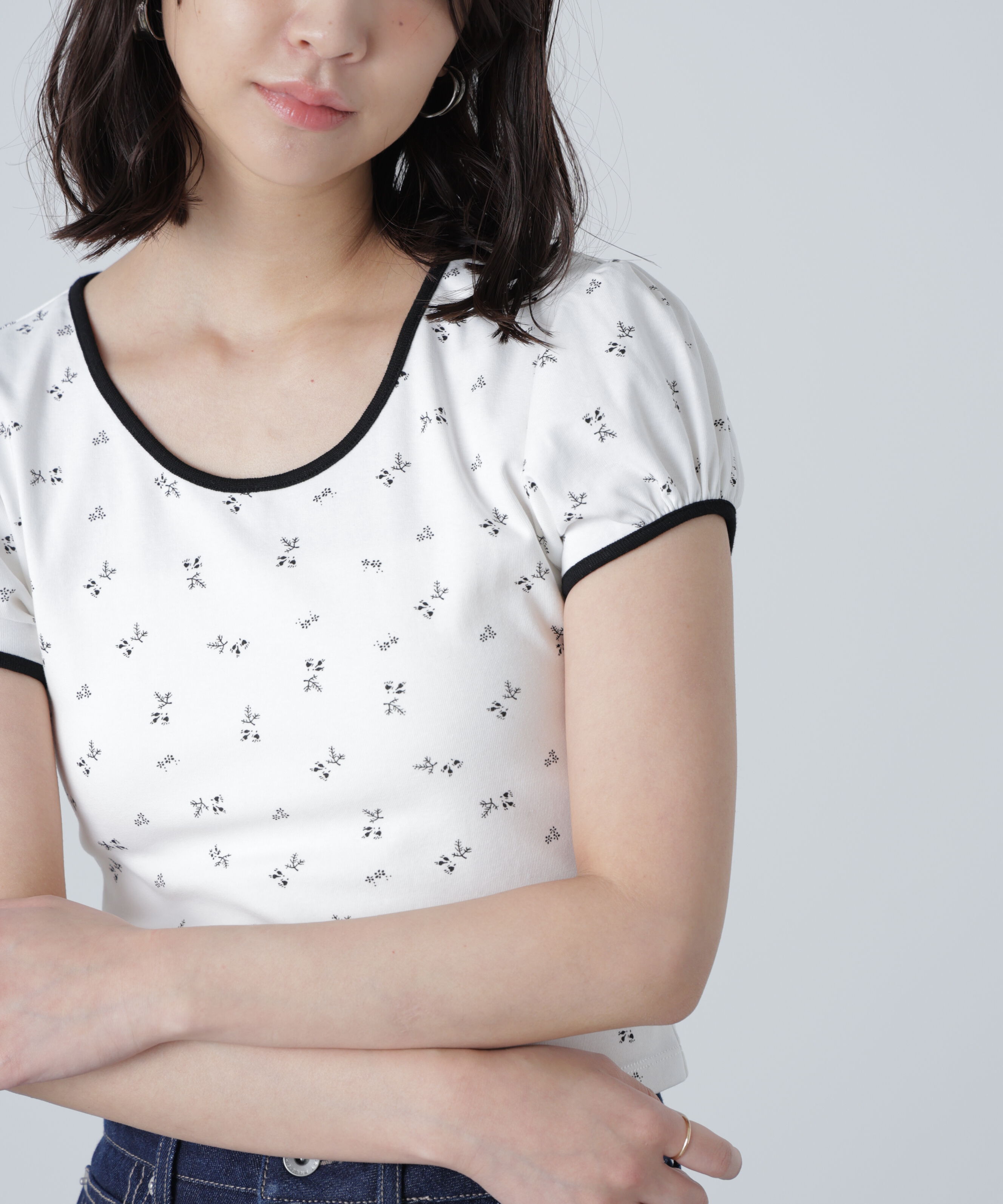  「フラワー柄コンパクトTシャツ」|Tシャツ・カットソー|