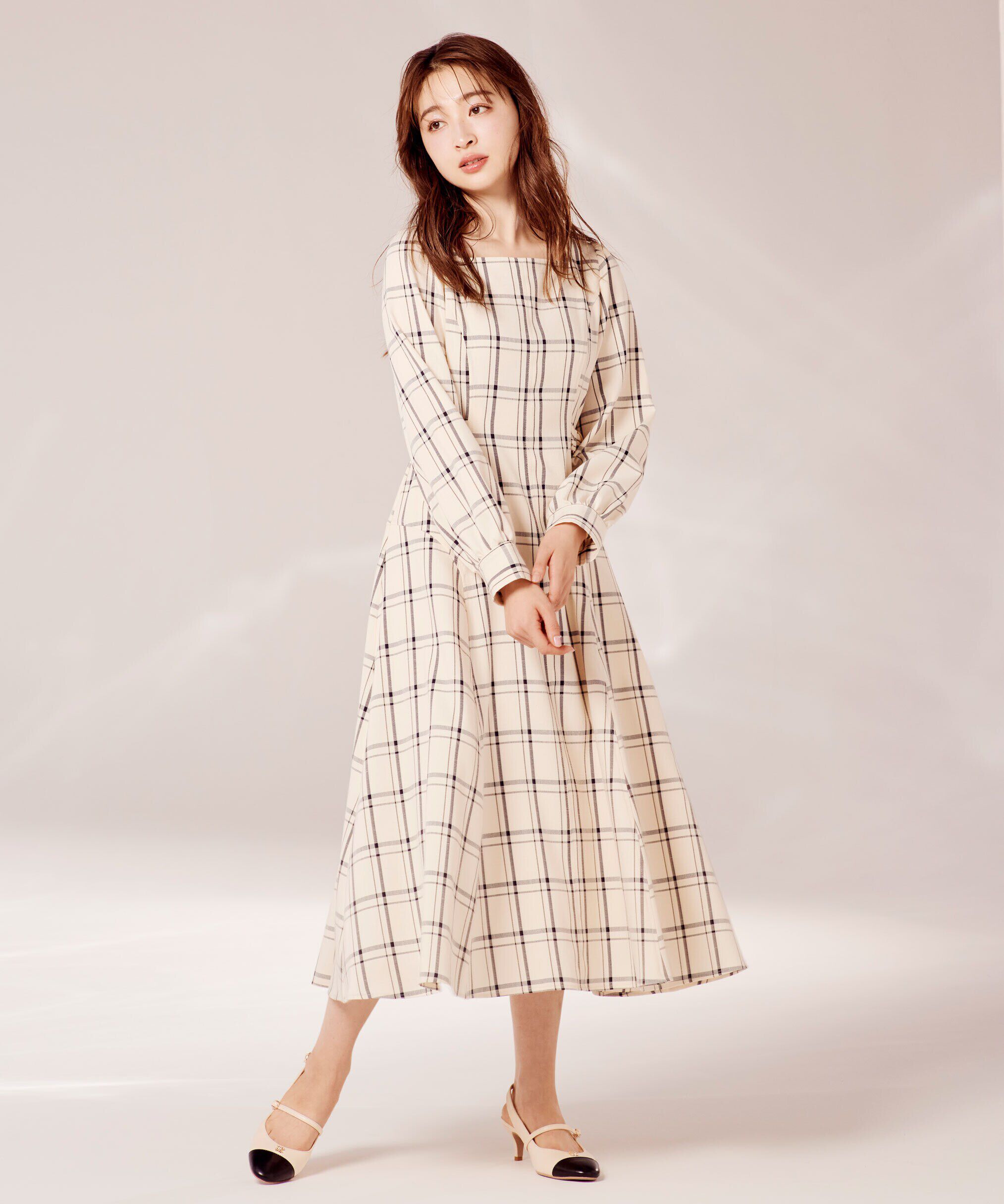  「バイカラーステッチフレアーワンピース」|ワンピース|チェック1