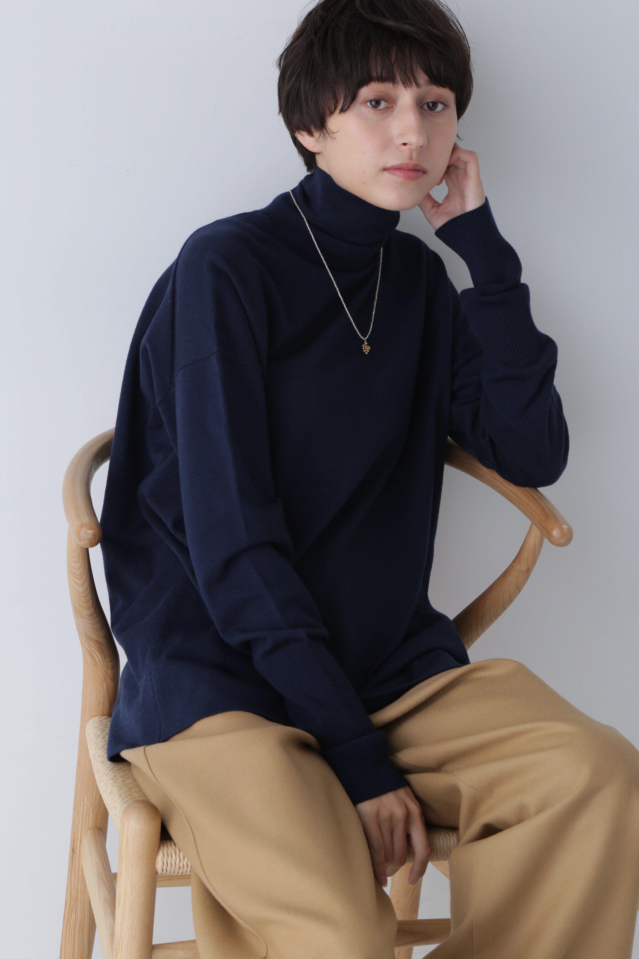  「◆ハイゲージプレーティングタートルネックニット」|ニット・セーター|ネイビー