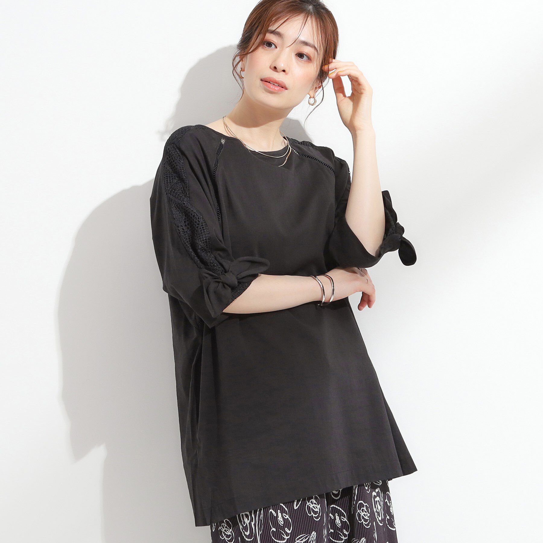 SHOO･LA･RUE「【S-LL】お袖デザインが華やか はしごレースチュニック」|チュニック|ブラック(019)