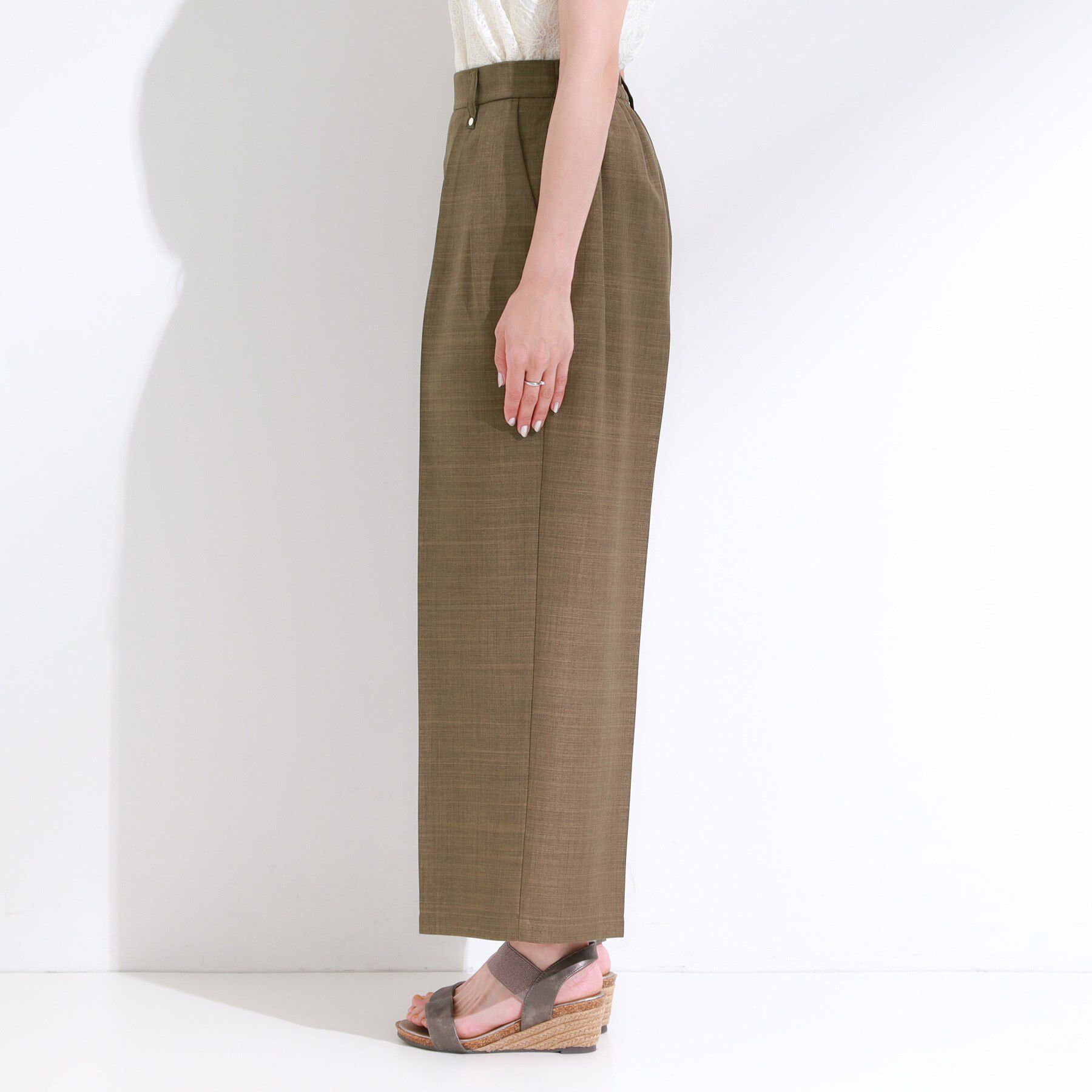 SHOO･LA･RUE「【S-LL/洗濯後しわになりにくい】ゴールドパーツできれい見え 麻調タックワイドパンツ」|その他|