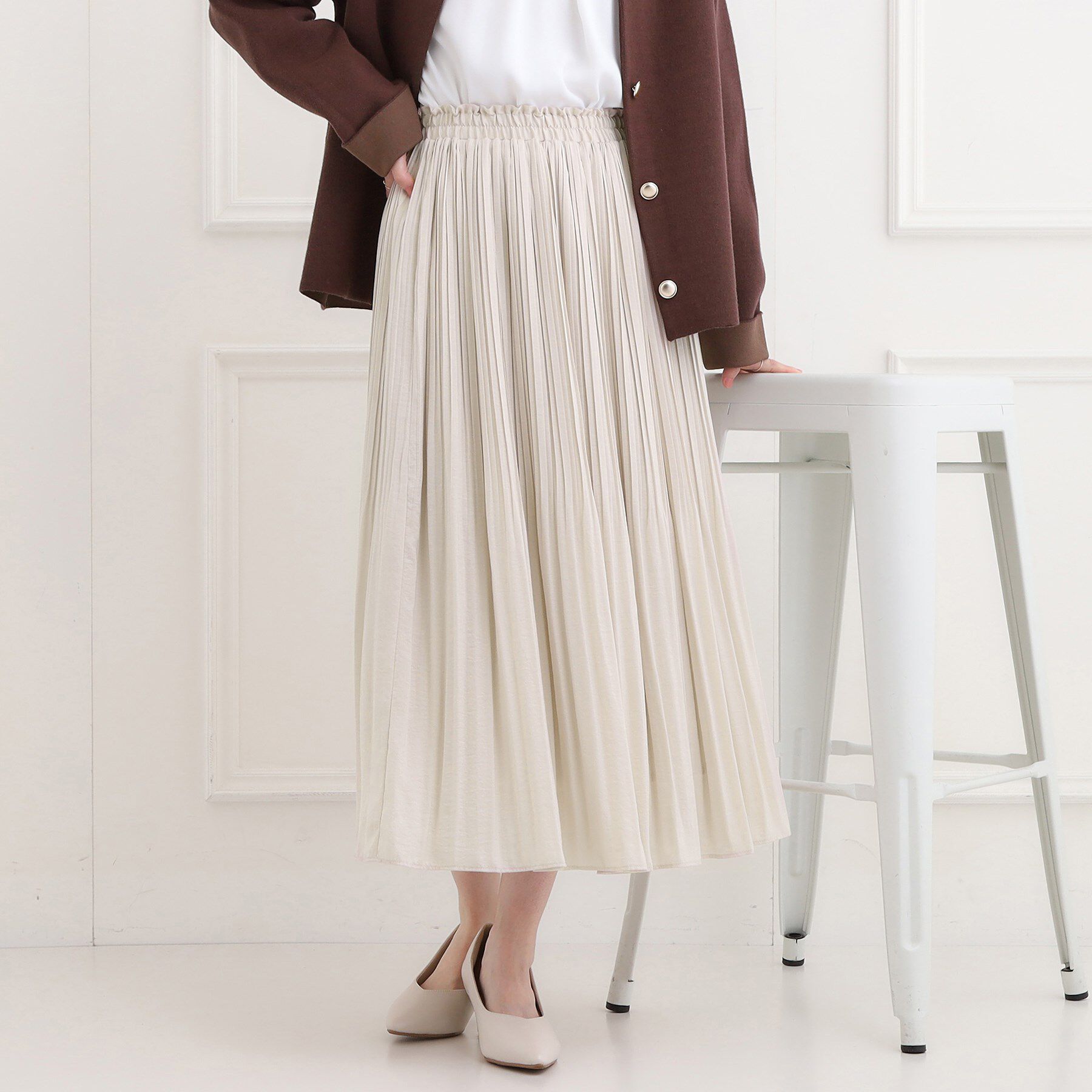 SHOO･LA･RUE「【洗濯機可/着丈選べる】軽やかプリーツスカート」|スカート|ライトベージュ(05