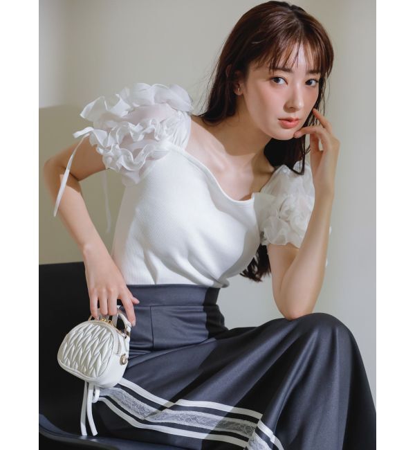 dazzlin「ショルダーボリュームフリルカットプルオーバー」|Tシャツ・カットソー|