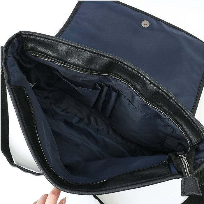 BACKYARD FAMILY「Lee リー ショルダーバッグ 通販 バッグ ショルダーバック メンズ レディース 斜めがけ」|ショルダー・メッセンジャー|