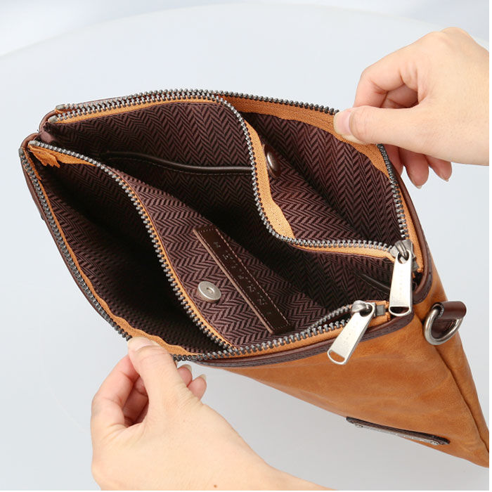 BACKYARD FAMILY「Innfith インフィス サコッシュ レザー 通販 レザーサコッシュ ショルダーバッグ」|ショルダー・メッセンジャー|