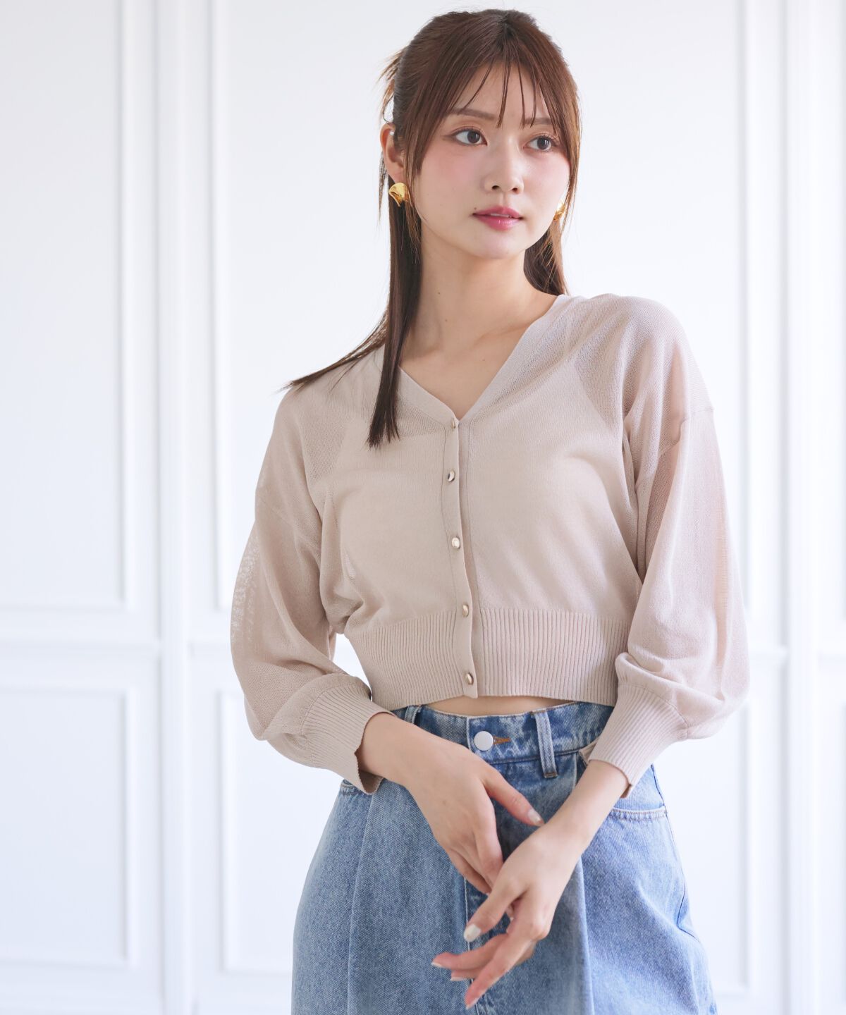 アンドクチュール「シャイニーシアーⅤネックカーディガン」|カーディガン|