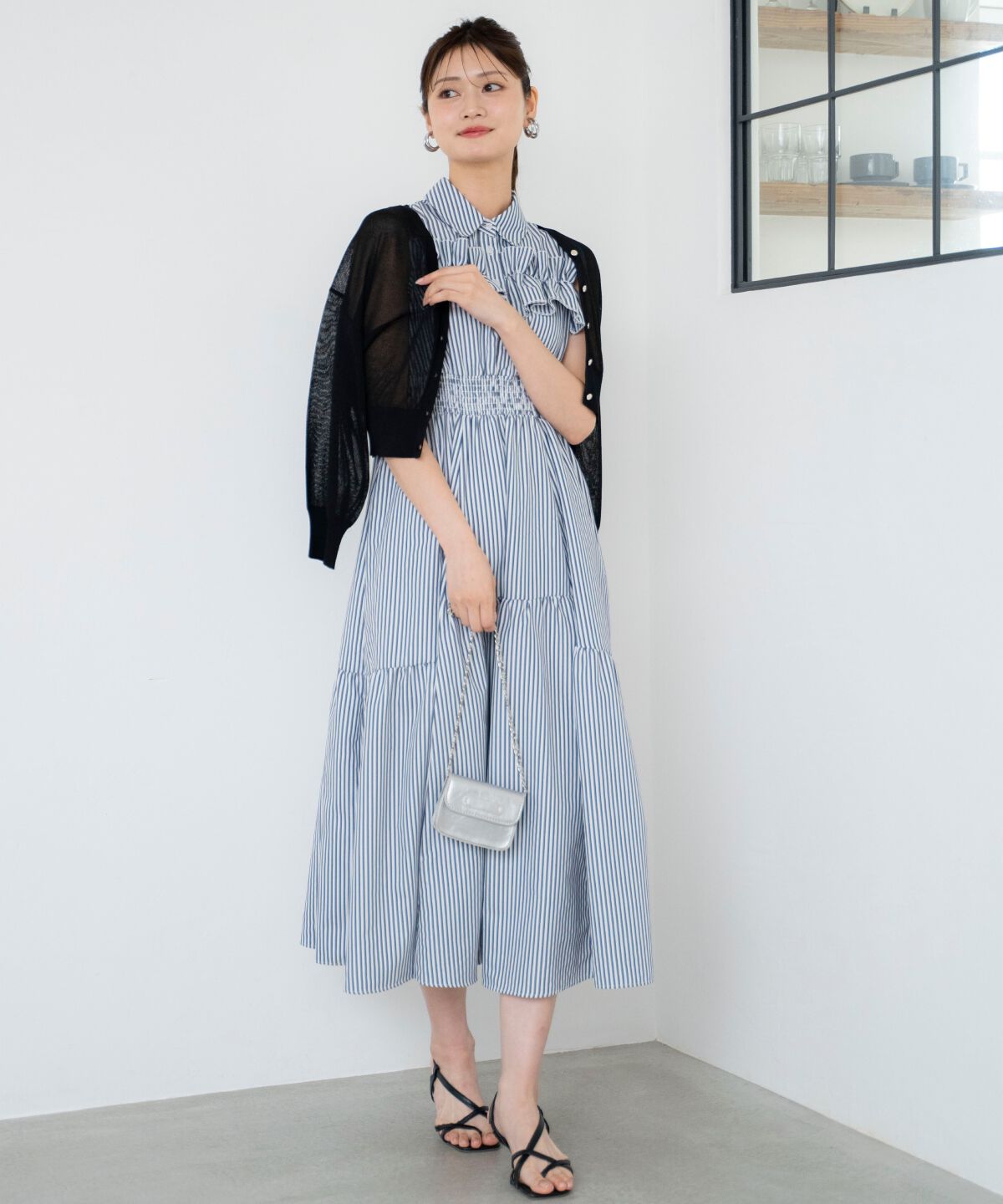 アンドクチュール「シャイニーシアーⅤネックカーディガン」|カーディガン|