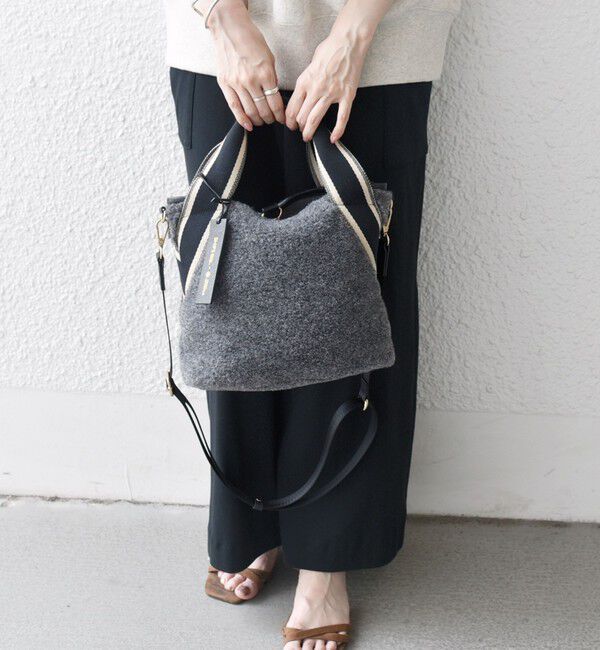 SHIPS any「《追加予約》【SHIPS any別注】Folna: 2WAY ライン リバーシブル ショルダー バッグ」|ショルダー・メッセンジャー|