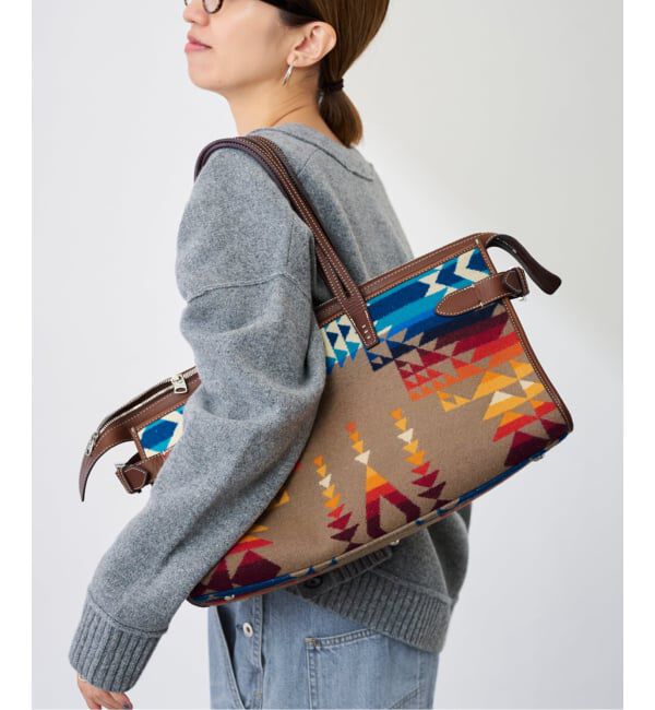 FRAMeWORK「A VACATION/ア ヴァケーション SABRINA L PENDLETON バッグ」|ショルダー・メッセンジャー|