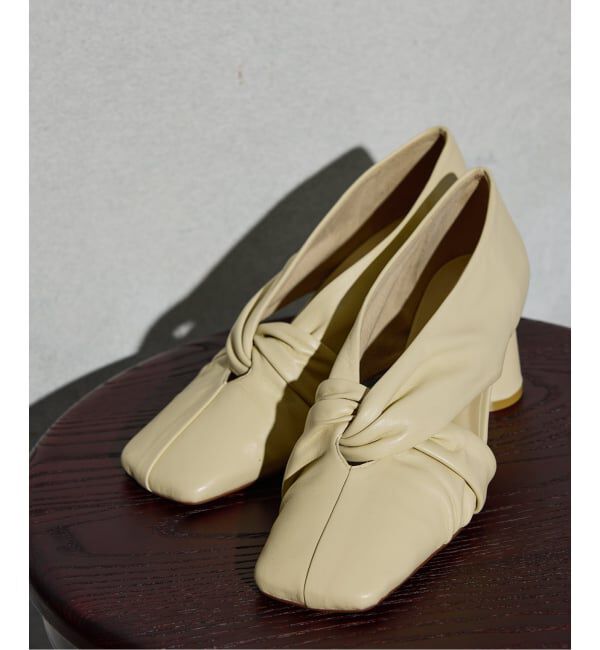 GRISE「《予約》GRISE6cmレザースクエアツイストパンプス」|パンプス|