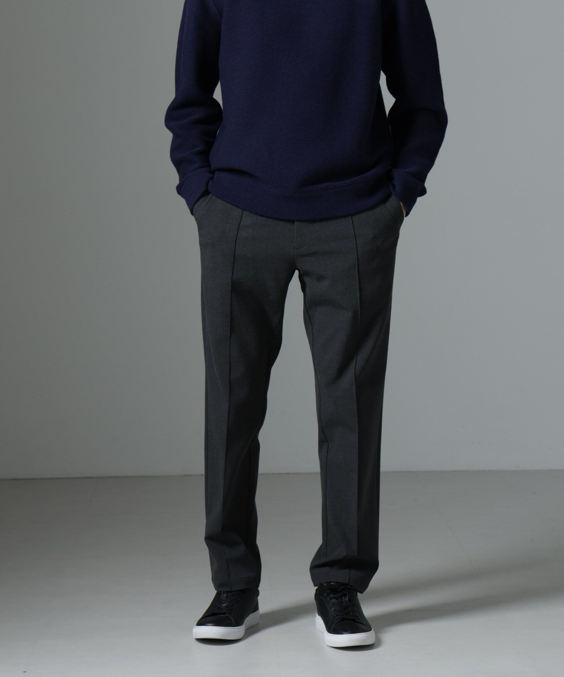 nano･universe「サイドリブストレッチイージーパンツ」|チノ|チャコール3