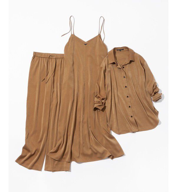 23区「【見上愛さん着用/Oggi10月号掲載/洗える】スエーディーサテン ワイド パンツ」|その他|