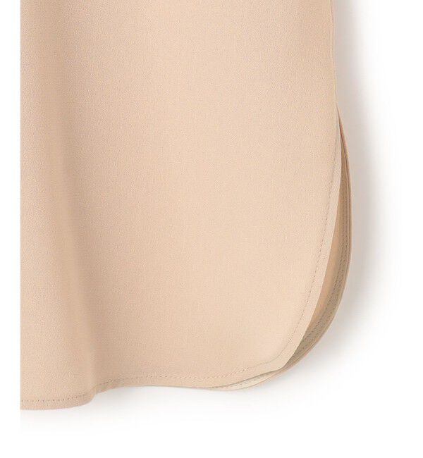 BEIGE,「【WEB限定・洗える】CLARION / ゴールド釦クルーネックブラウス」|シャツ・ブラウス|